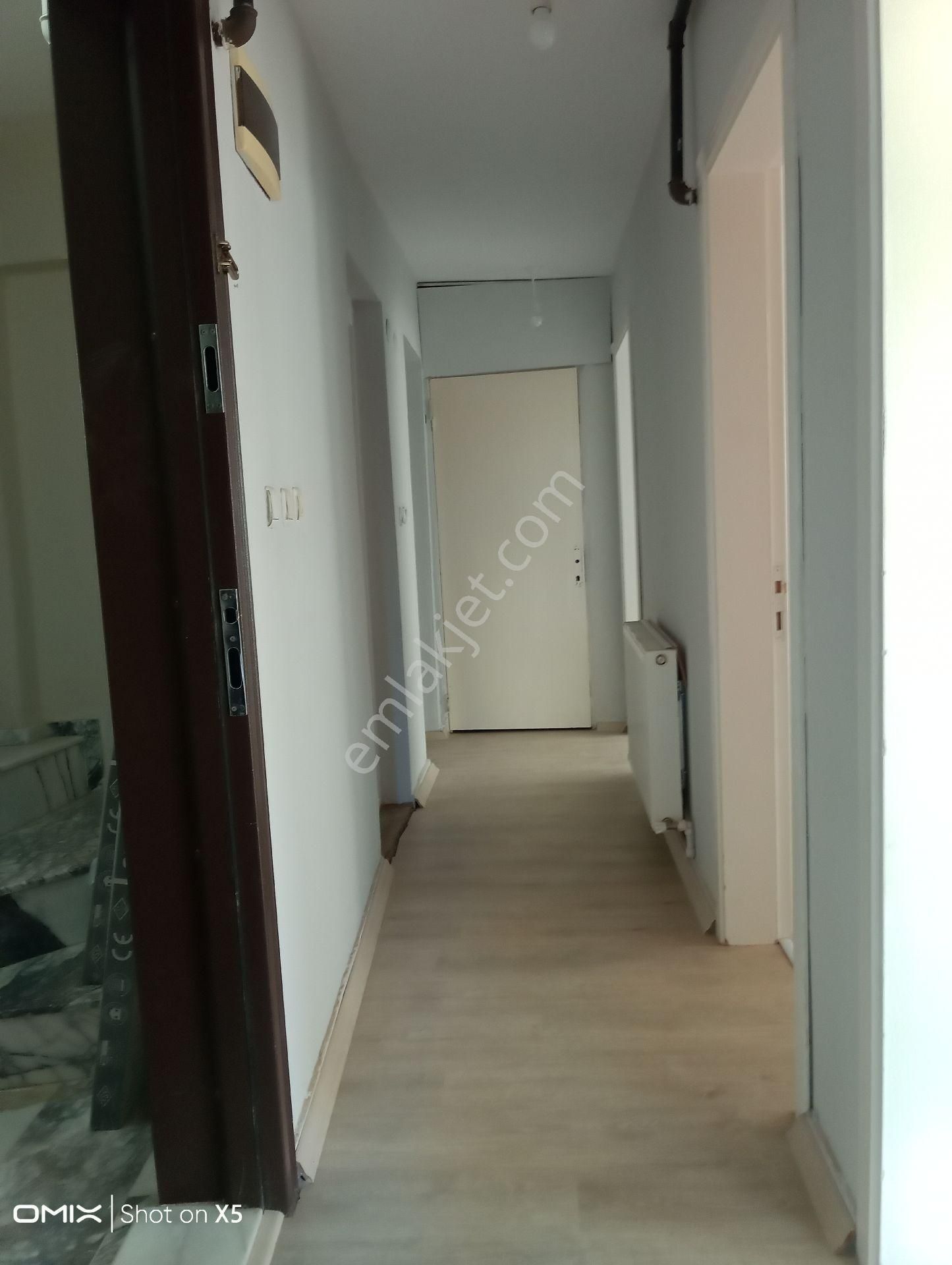 Artenew Emlak'tan Bornova Evka 3'te Kiralık 2 - Görsel 4