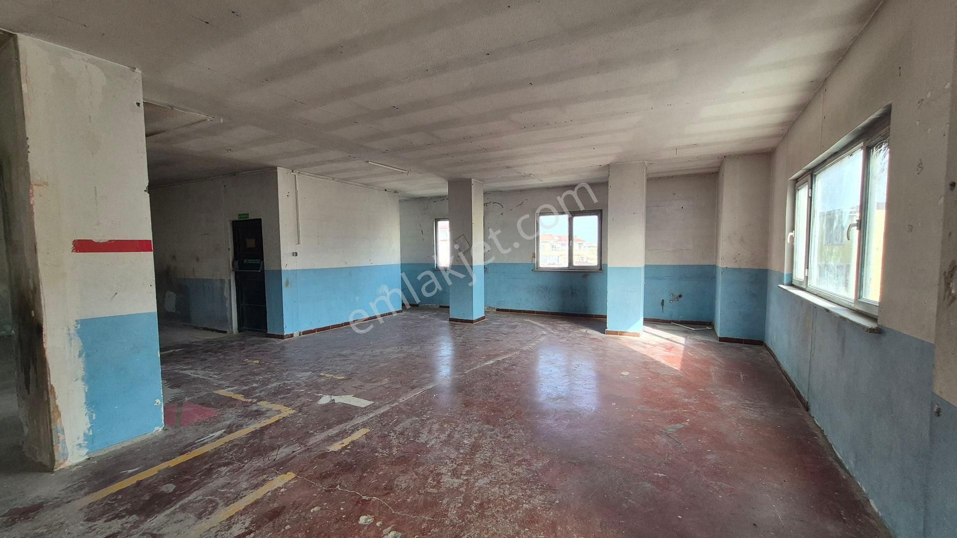 Avcılar Tahtakale’de 527 M² Geniş Kiralık Dükkan | Depo, Showroom, Toptan Satışa Uygun - Görsel 7