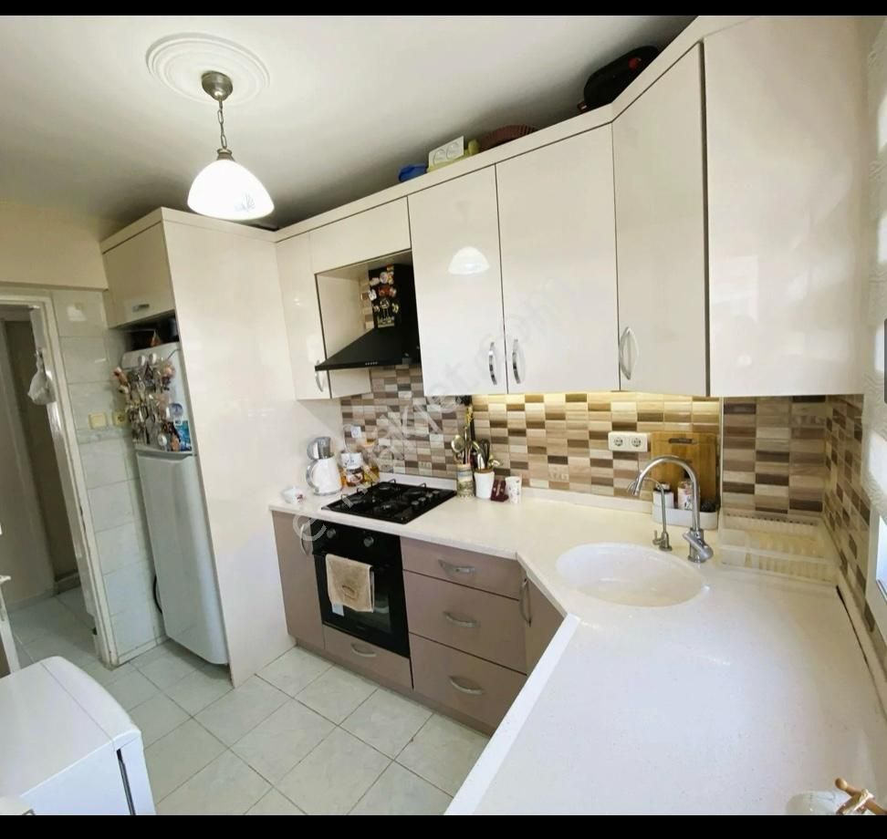 Kuşadası Kadınlar Denizi’nde Merkezi Konumda Güney Cephe 2+1 Satılık Daire - Görsel 3