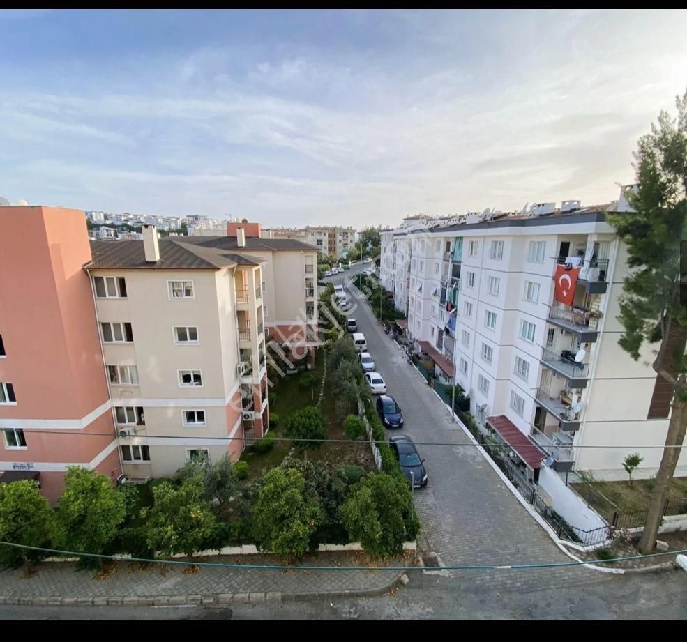 Kuşadası Kadınlar Denizi’nde Merkezi Konumda Güney Cephe 2+1 Satılık Daire - Görsel 9