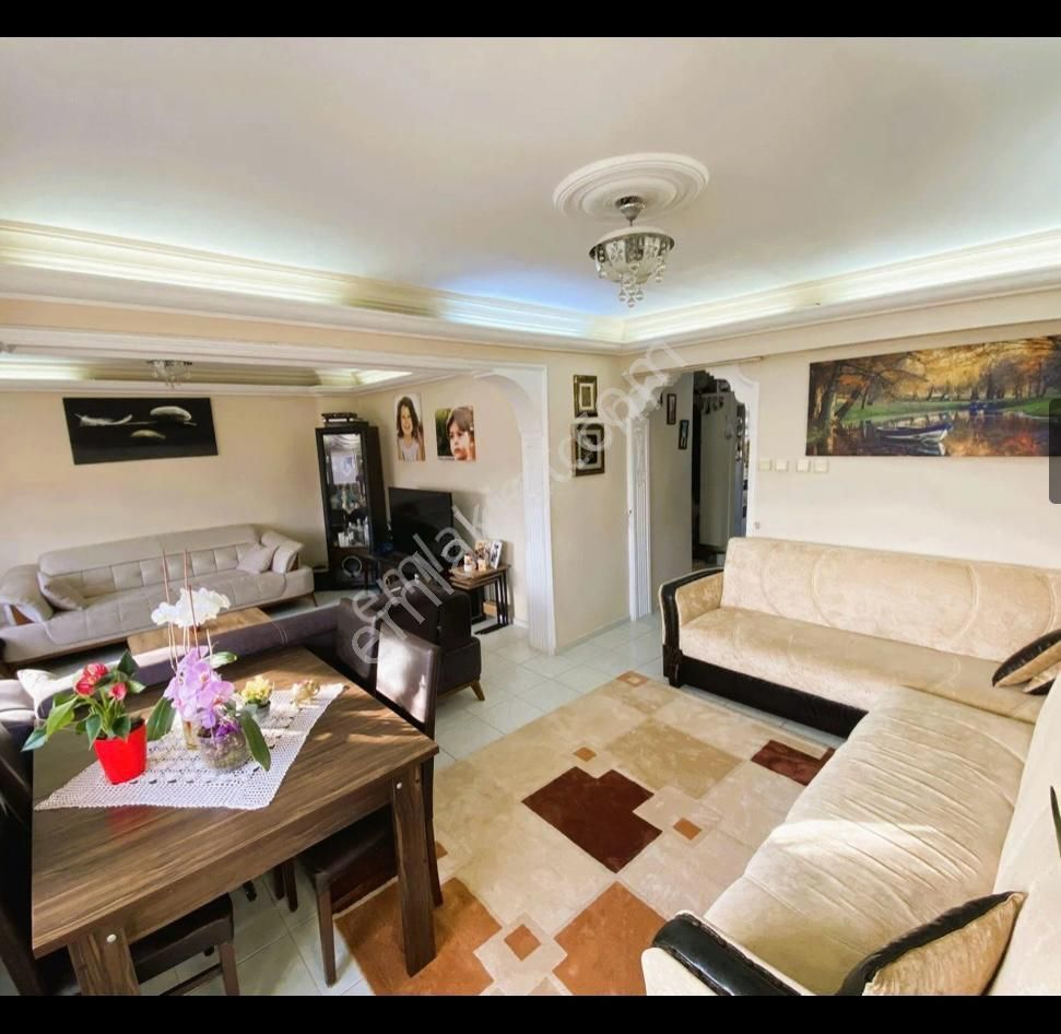 Kuşadası Kadınlar Denizi’nde Merkezi Konumda Güney Cephe 2+1 Satılık Daire - Görsel 4