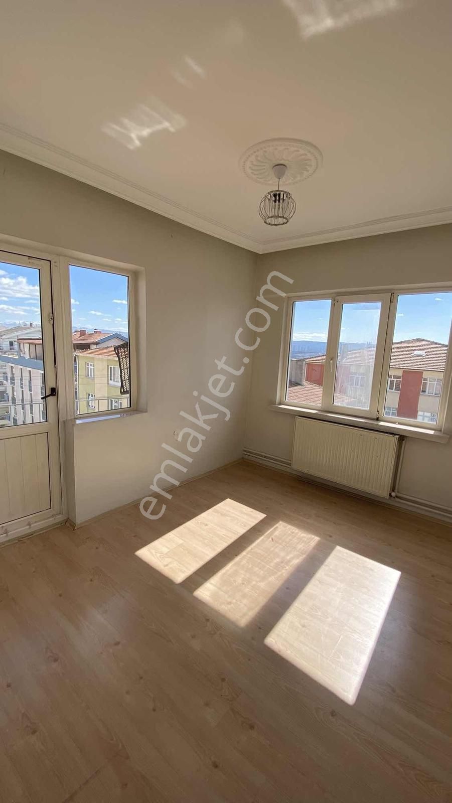 Arslan Emlaktan 3+1 Metroya Yakın Yapılı Kiralık Daire - Görsel 6