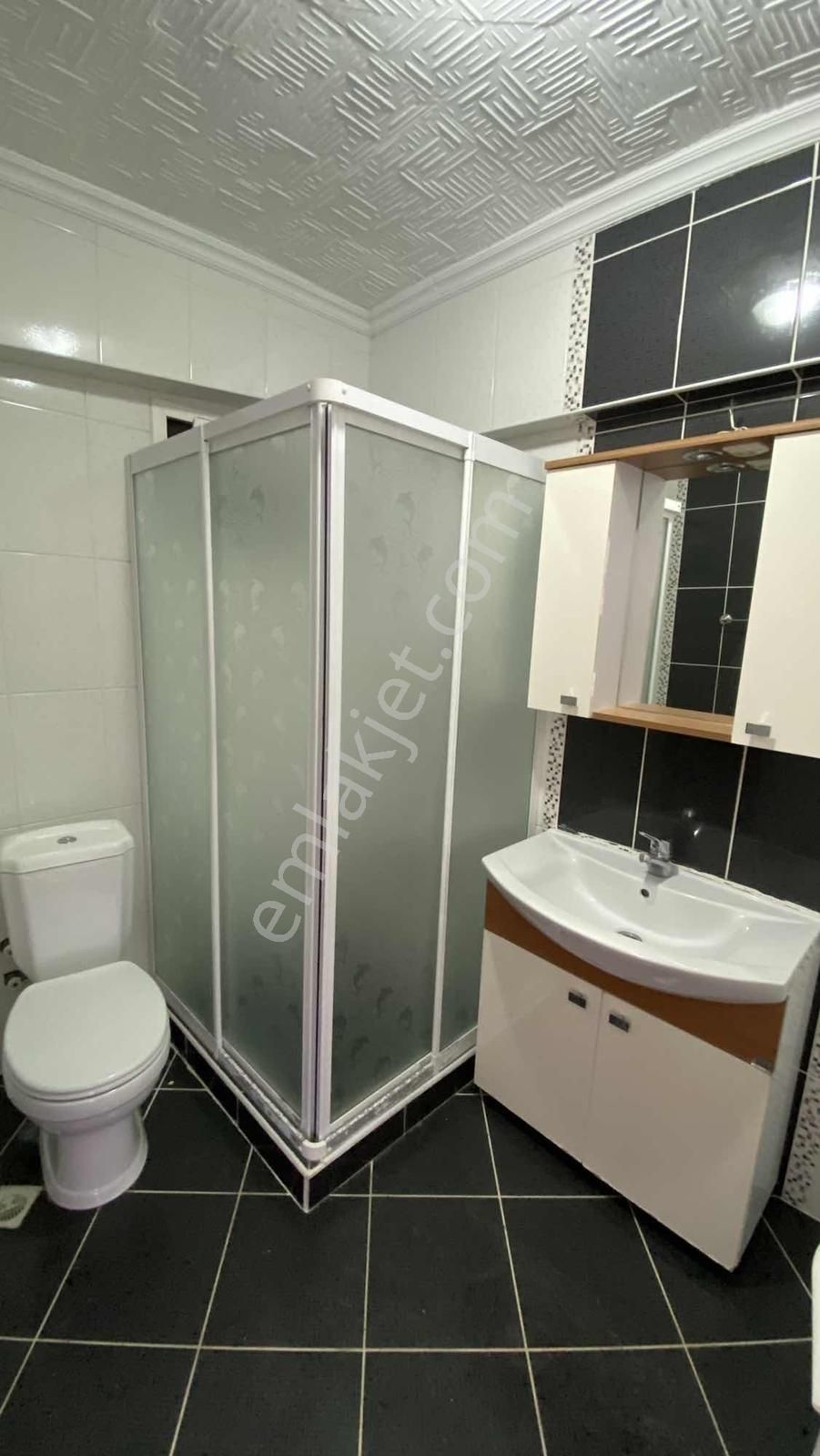 Arslan Emlaktan 3+1 Metroya Yakın Yapılı Kiralık Daire - Görsel 4