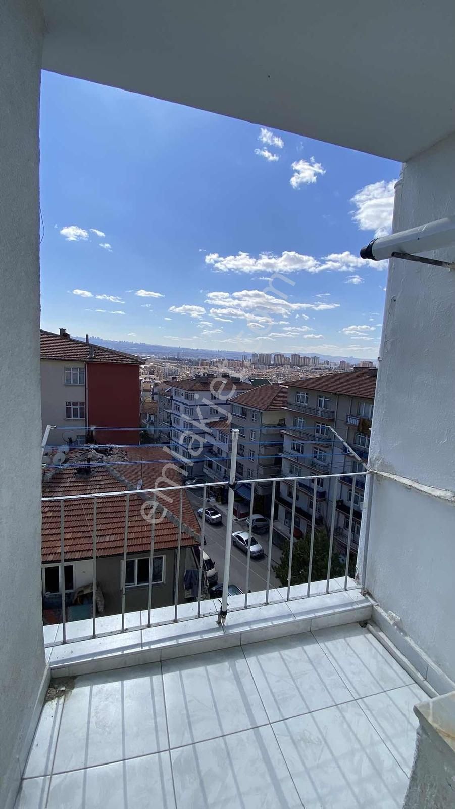 Arslan Emlaktan 3+1 Metroya Yakın Yapılı Kiralık Daire - Görsel 7