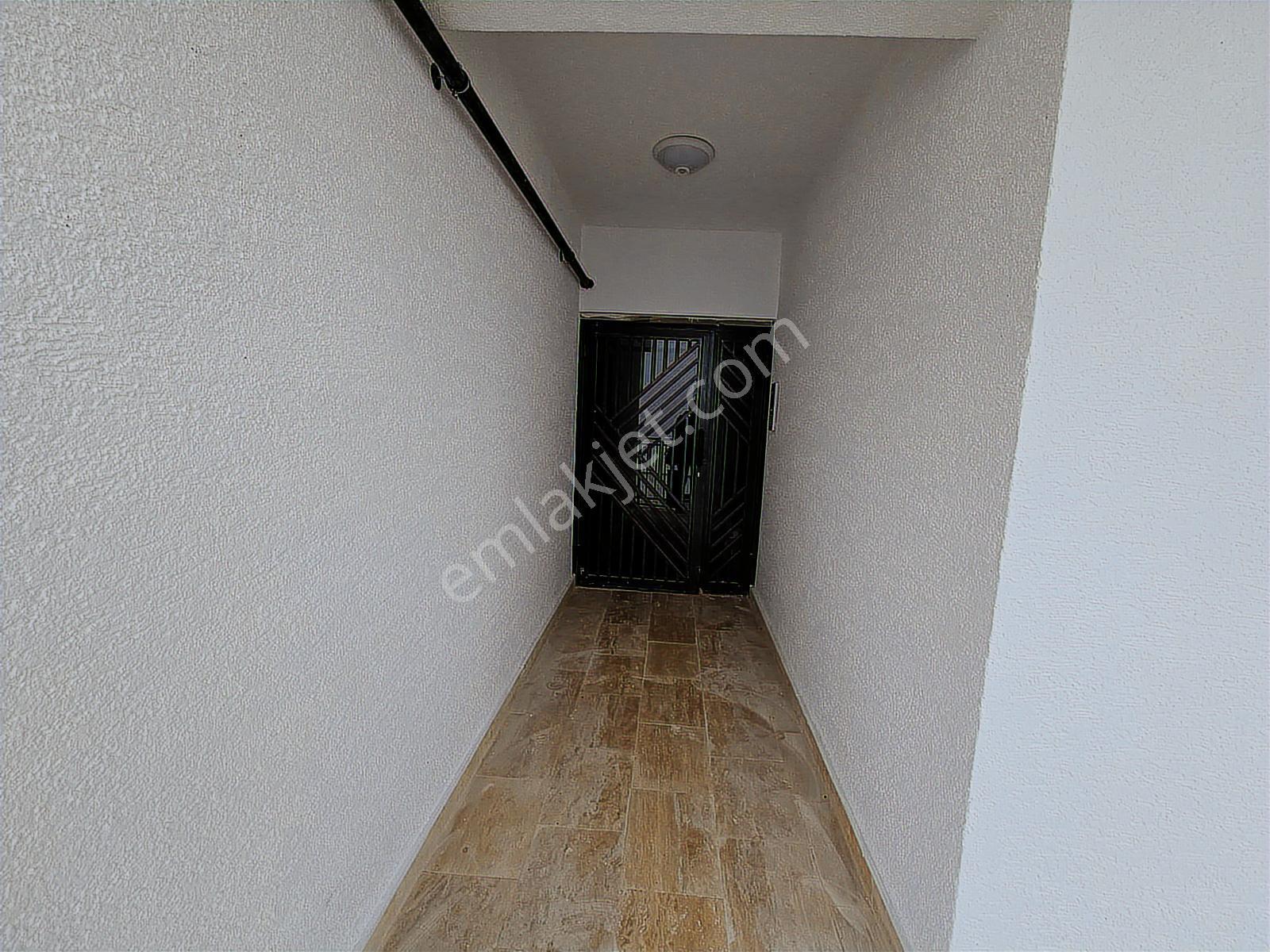 Cumhuriyet Mahallesinde Merkezi Konumda 2+0 Satılık Daire - Görsel 20