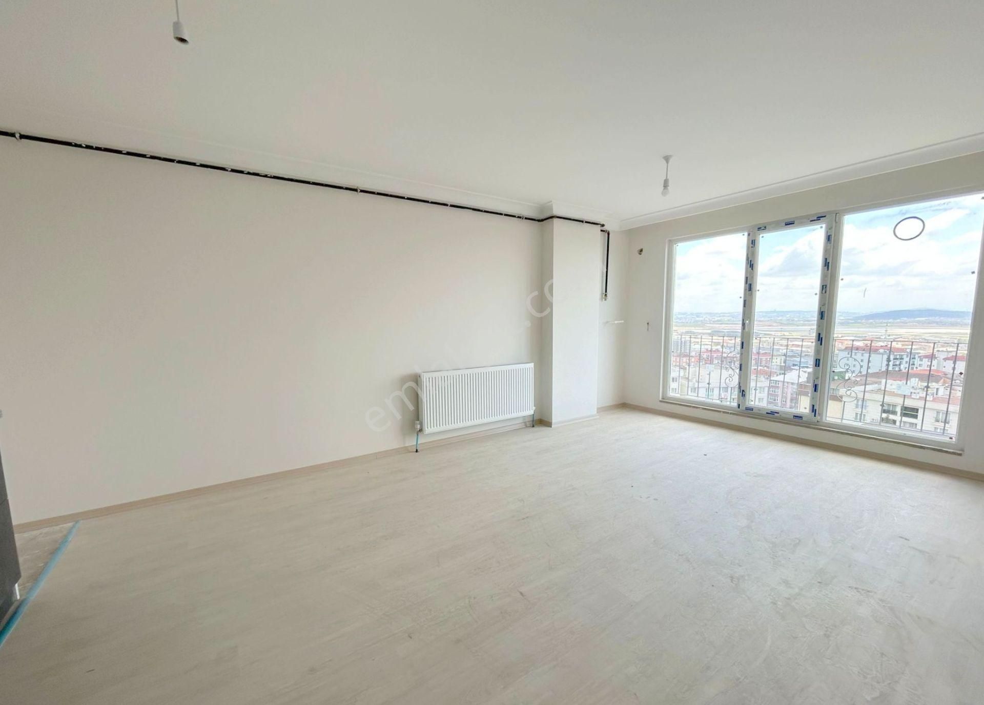 Mertcan'dan Havuzlu Güvenlikli Sitede Ara Kat 2+1 Daire - Görsel 2