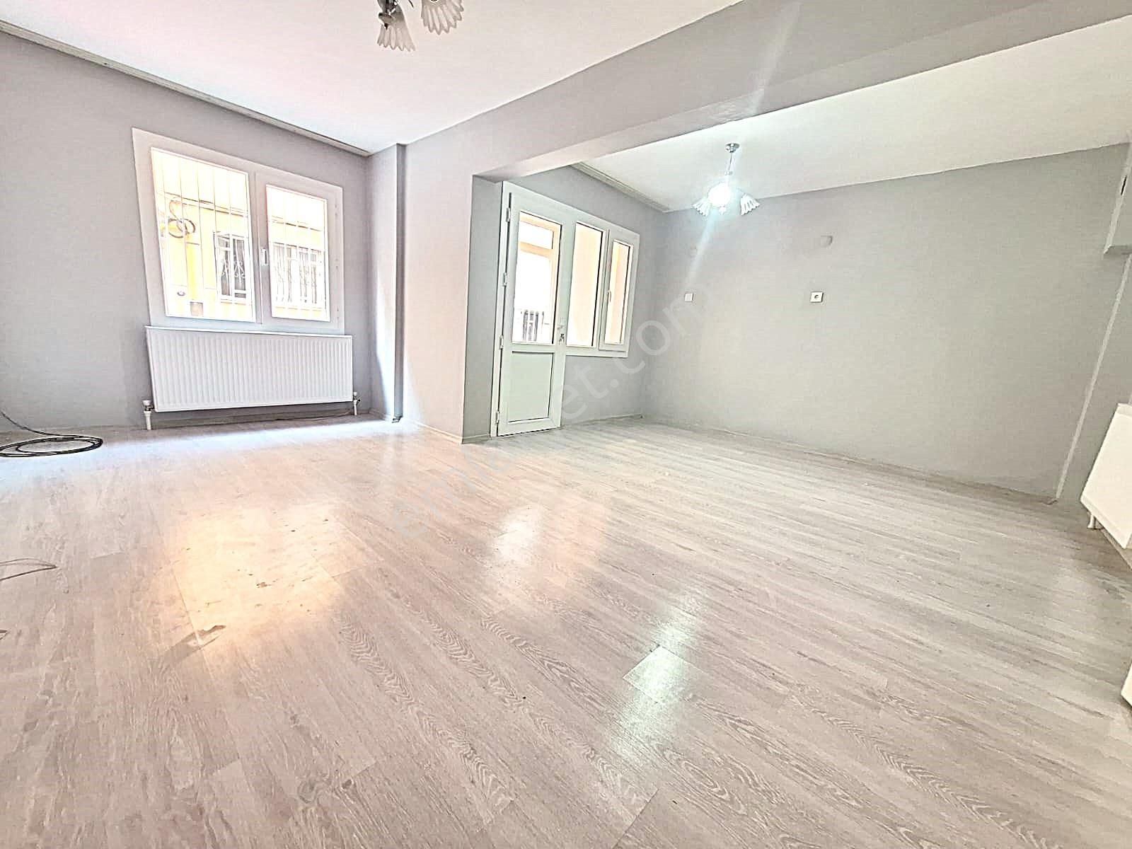 Remax Arma'dan Şirinyer'de D.gazlı 2+1 K.mutfak Kiralık Daire - Görsel 11
