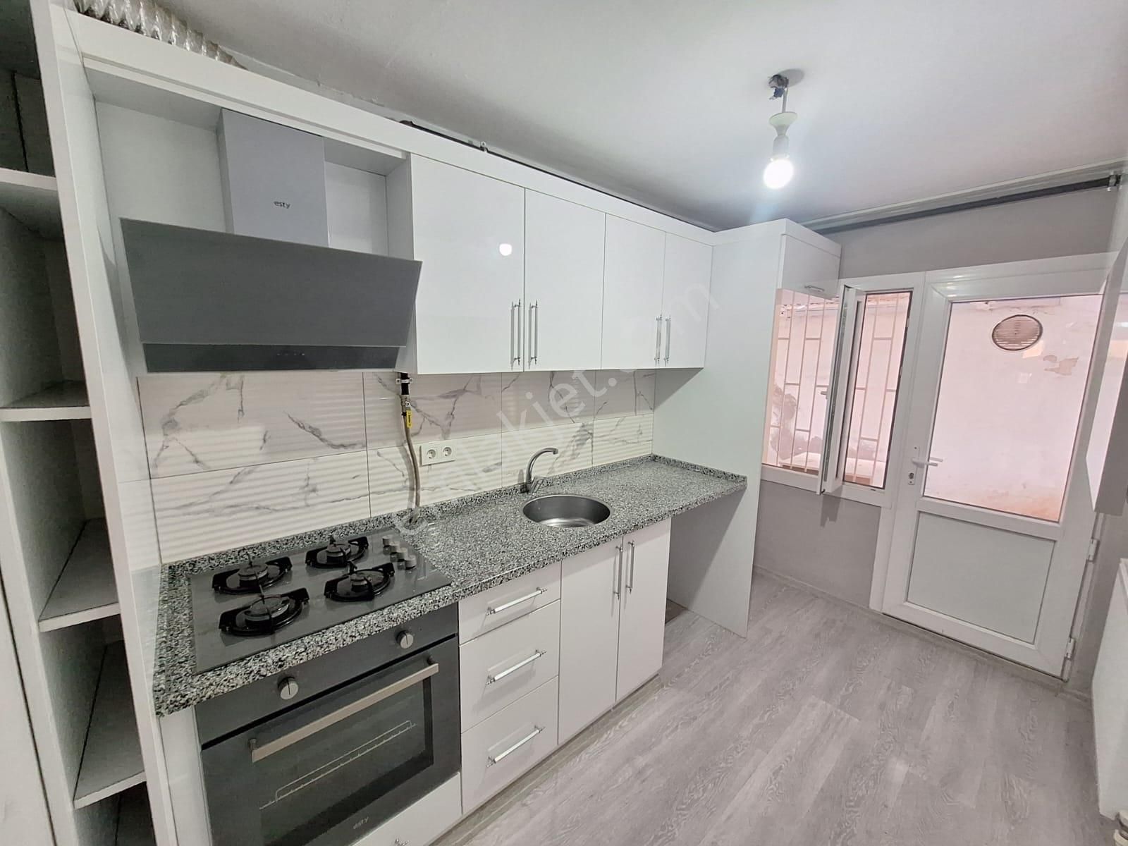 Remax Arma'dan Şirinyer'de D.gazlı 2+1 K.mutfak Kiralık Daire - Görsel 12