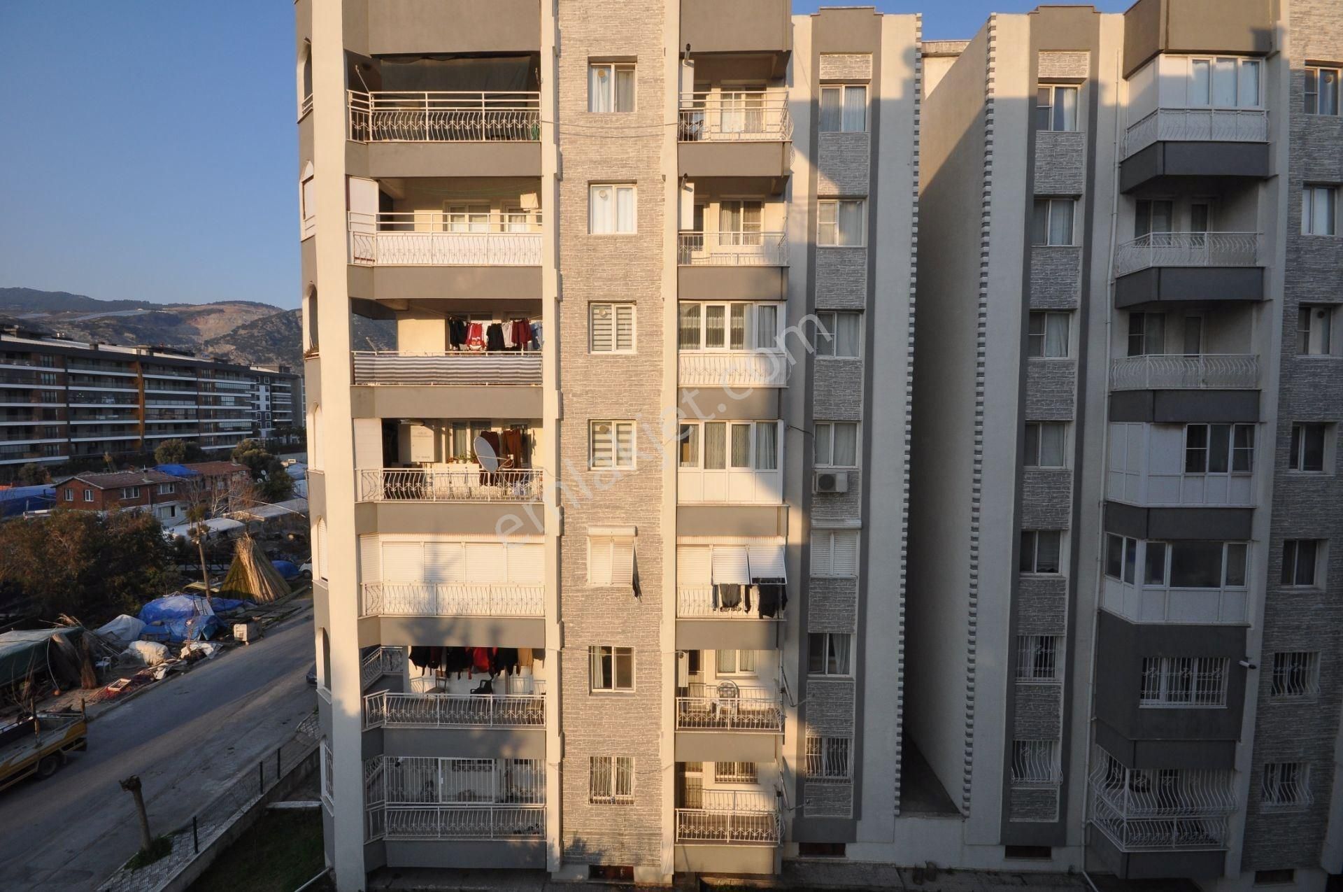 Söke Atatürk Mahallesinde Arakat 3+1 Satılık Daire - Görsel 26