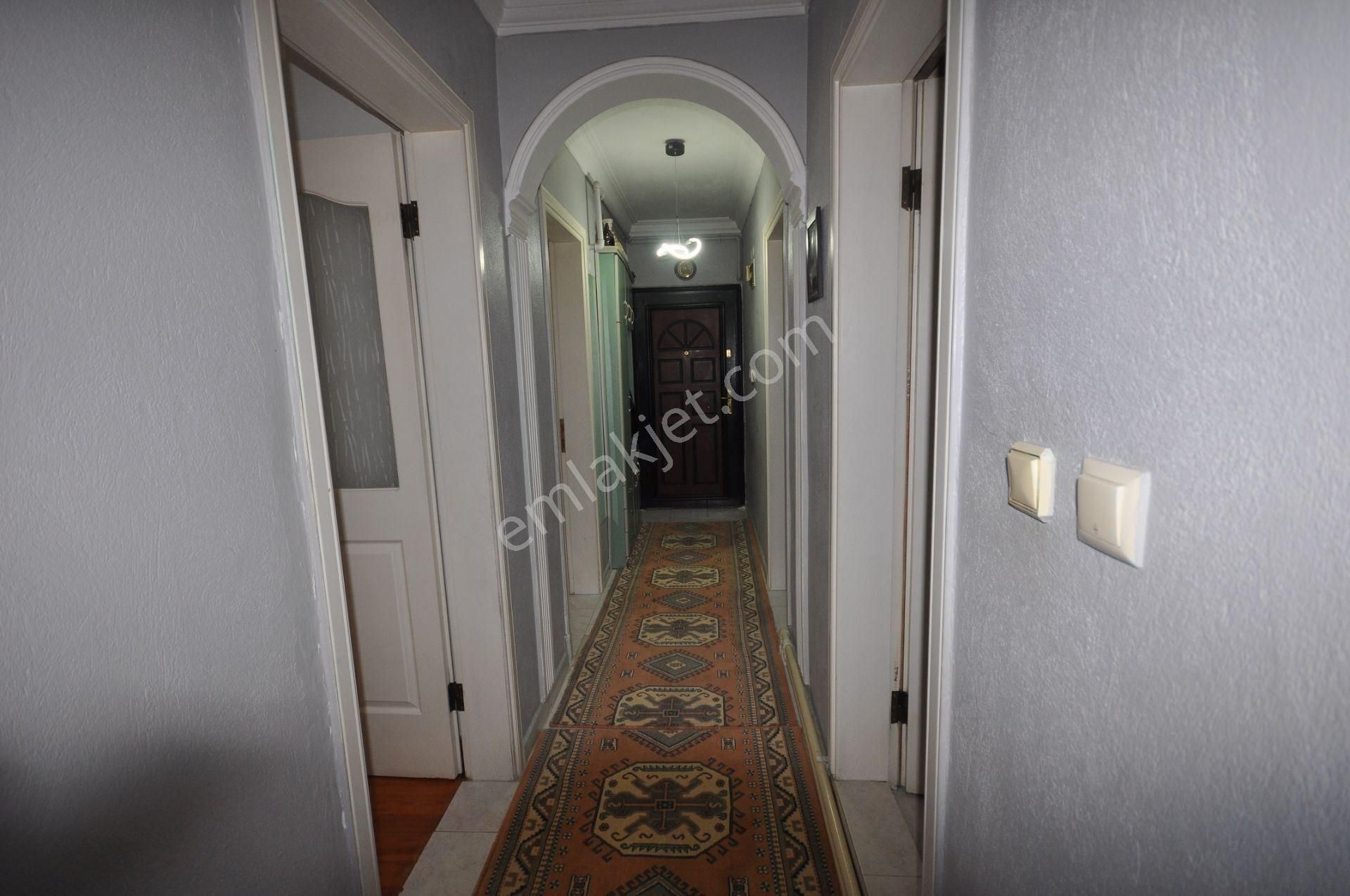 Söke Atatürk Mahallesinde Arakat 3+1 Satılık Daire - Görsel 13