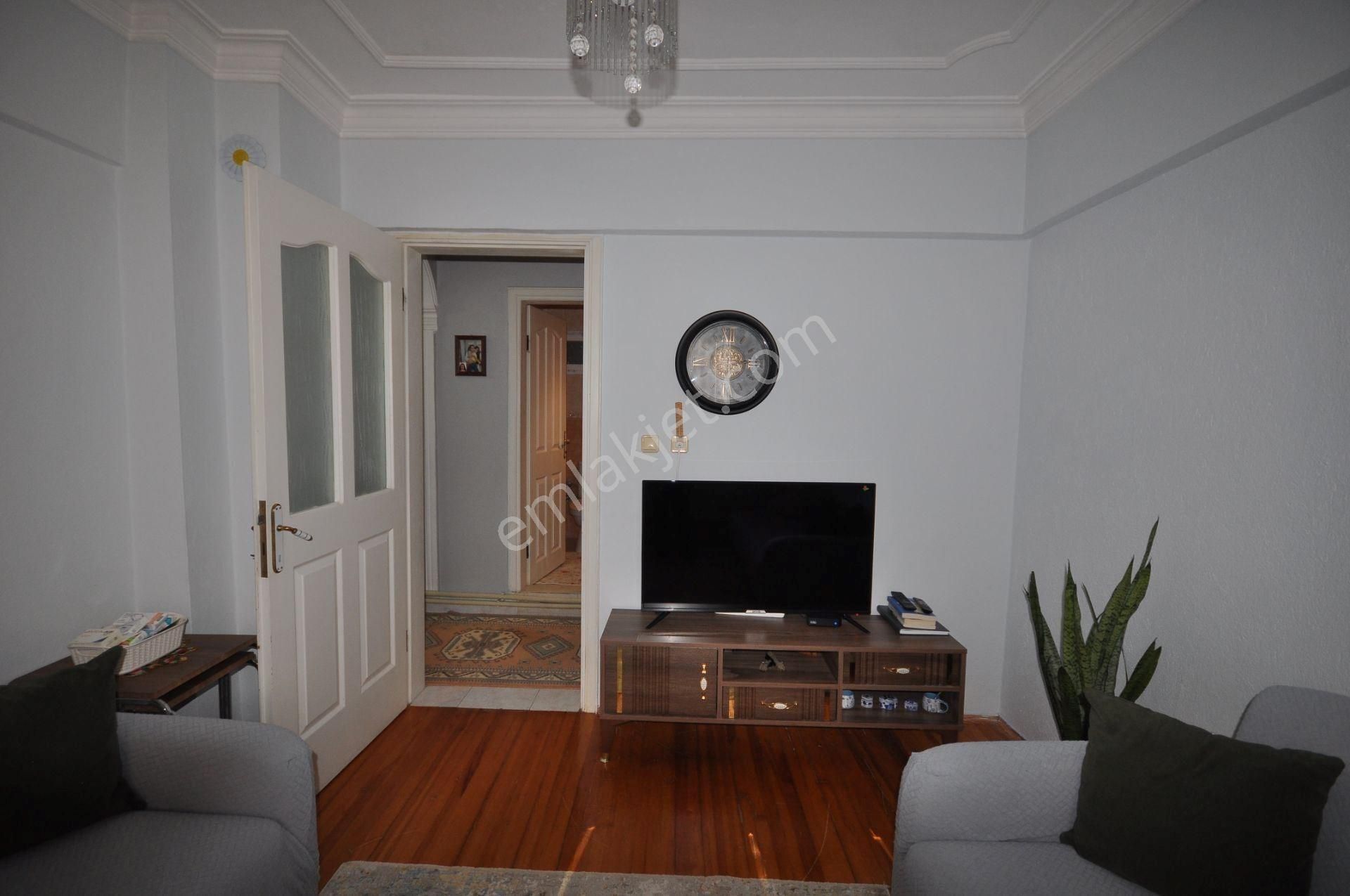 Söke Atatürk Mahallesinde Arakat 3+1 Satılık Daire - Görsel 10