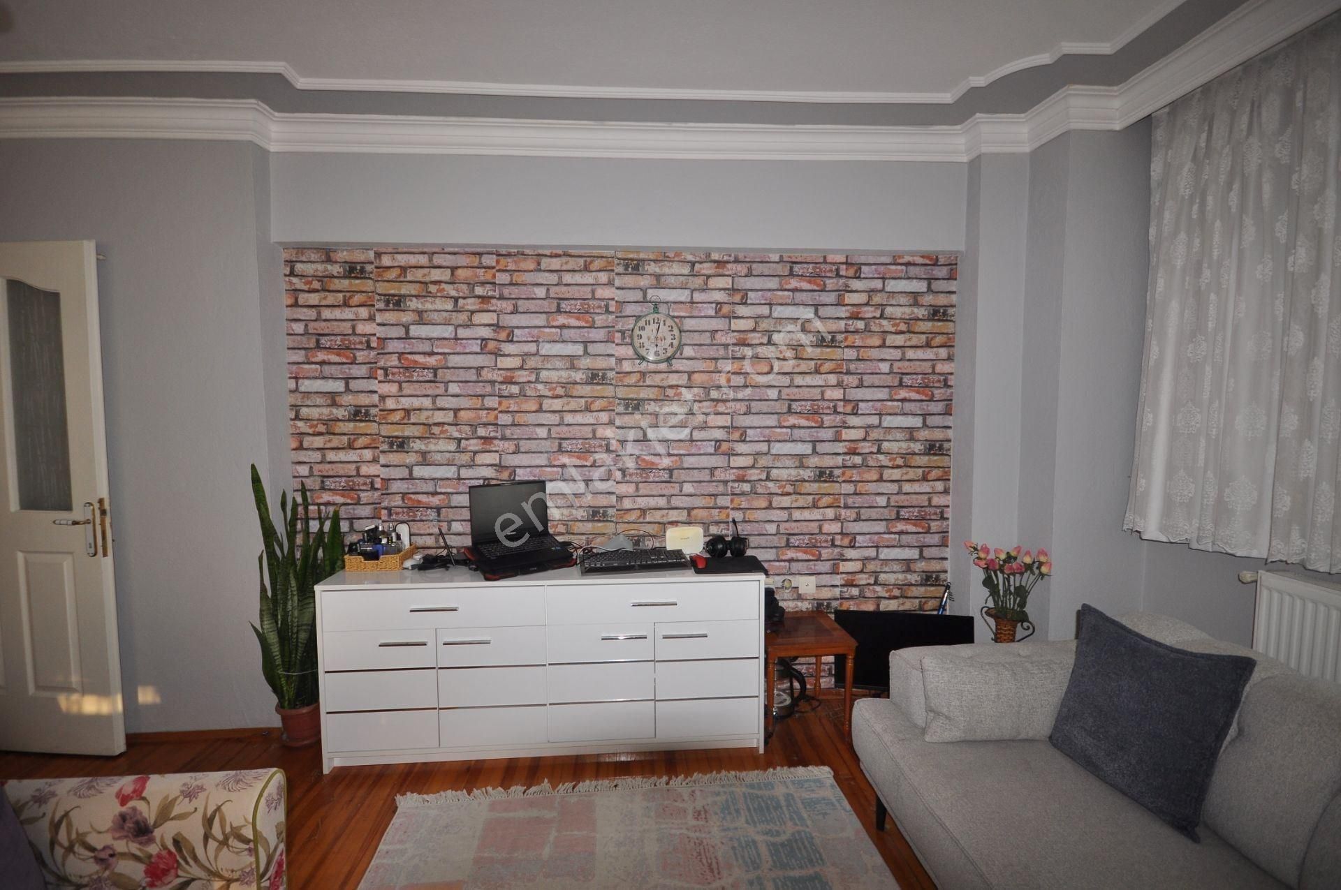 Söke Atatürk Mahallesinde Arakat 3+1 Satılık Daire - Görsel 5