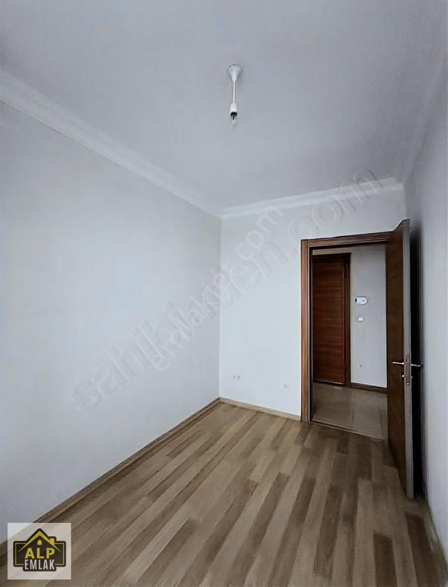 Silivri Selimpaşa'da Site İçerisinde 2+1 Kiralık Daire - Görsel 2