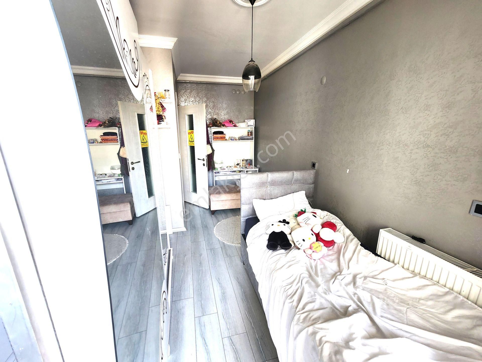 Karabağlar Bozyaka Mah. 4+1, Çatı Dubleks, Asansörlü, Satılık Daire - Görsel 12