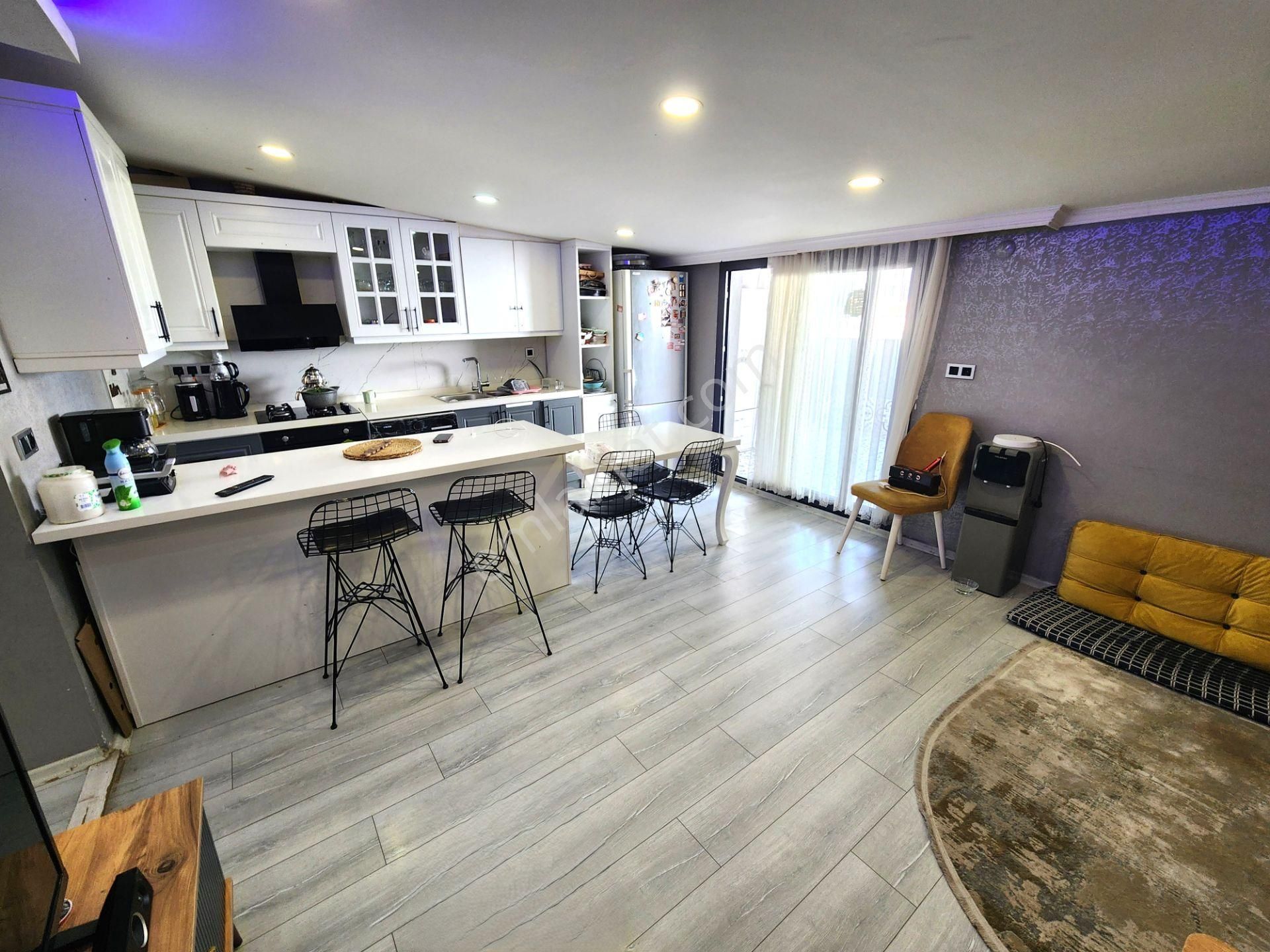 Karabağlar Bozyaka Mah. 4+1, Çatı Dubleks, Asansörlü, Satılık Daire - Görsel 22