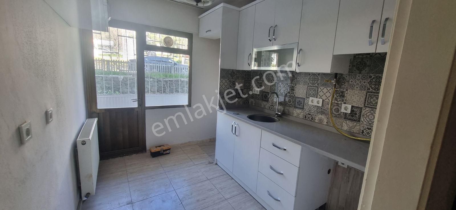 Bornova Evka 3 Adil Demir Sitesinde Kiralık 3+1 Daire - Görsel 10