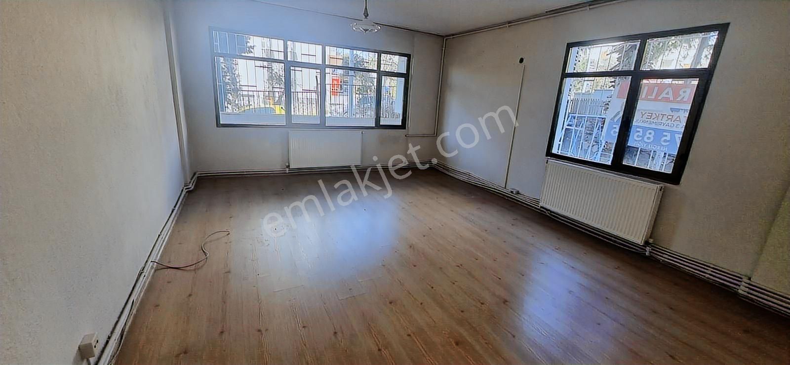 Bornova Evka 3 Adil Demir Sitesinde Kiralık 3+1 Daire - Görsel 8