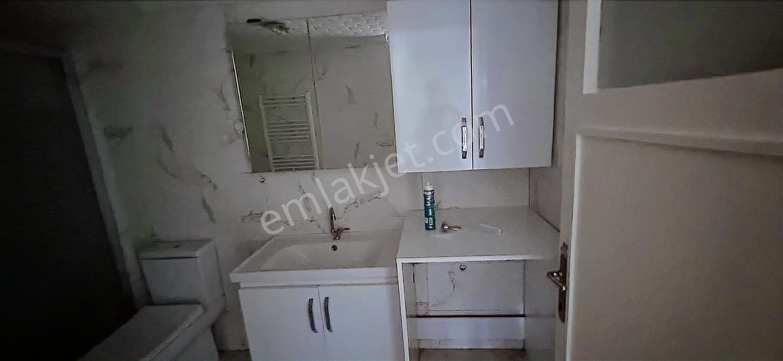 Bornova Evka 3 Adil Demir Sitesinde Kiralık 3+1 Daire - Görsel 16