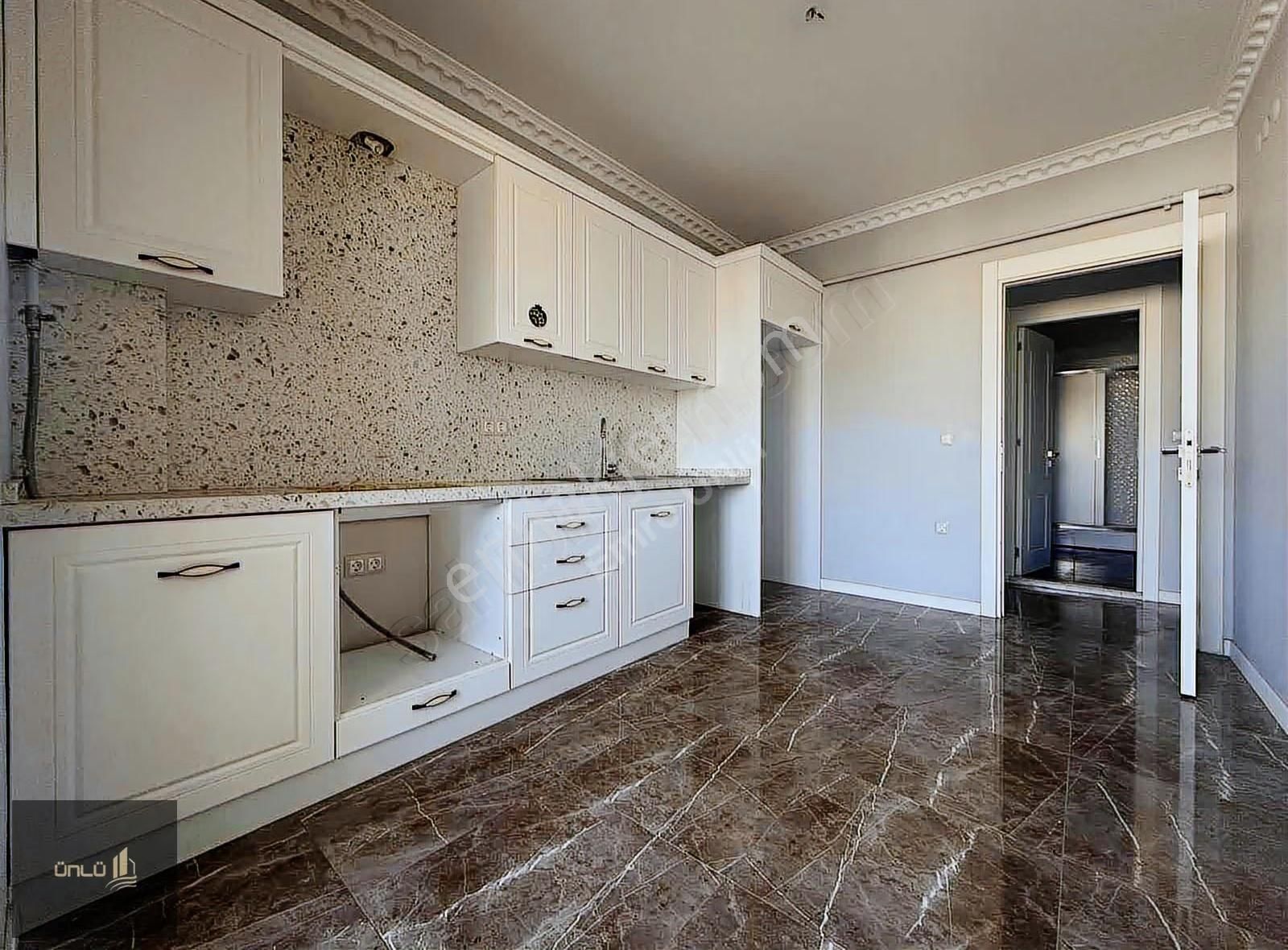 Emre Ünlü'den Alpiş Tuana 2 Evlerinde Satılık Muhteşem 3,5+1 - Görsel 10