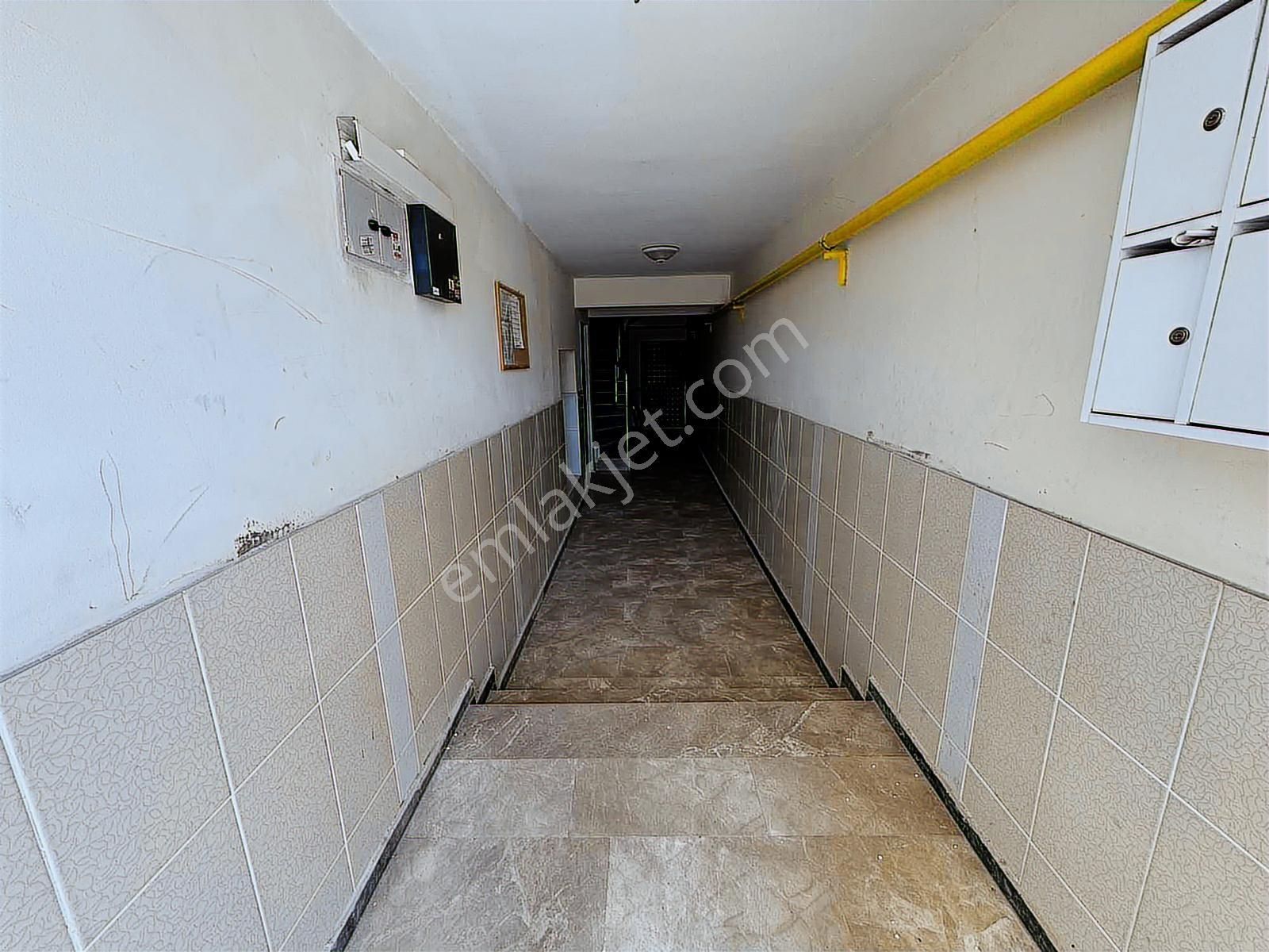 Esentepe Mh 100.yıl Parkı Yanı Arakat Balkonlu Kiralık 2+0 Daire - Görsel 2