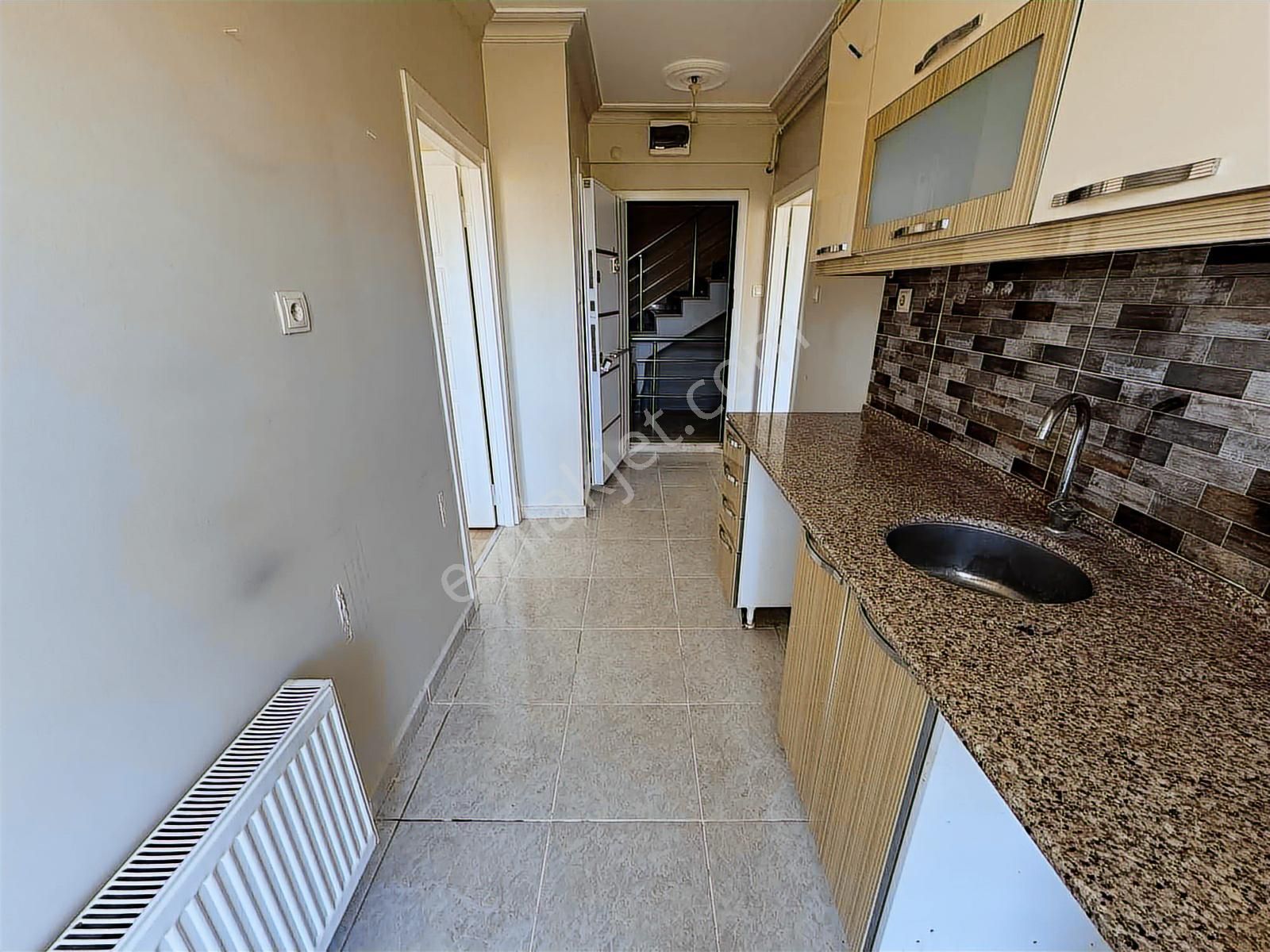 Esentepe Mh 100.yıl Parkı Yanı Arakat Balkonlu Kiralık 2+0 Daire - Görsel 10