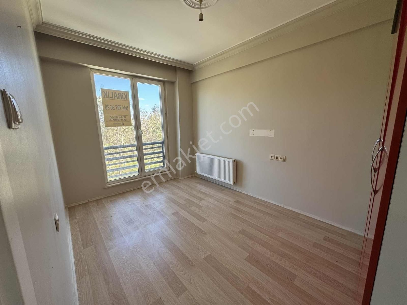 Esentepe Mh 100.yıl Parkı Yanı Arakat Balkonlu Kiralık 2+0 Daire - Görsel 4