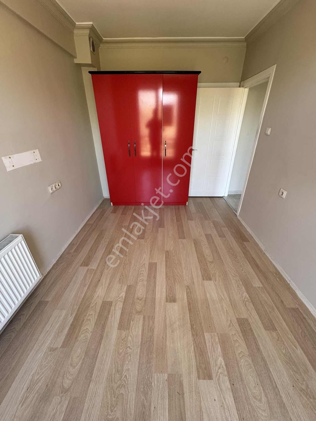 Esentepe Mh 100.yıl Parkı Yanı Arakat Balkonlu Kiralık 2+0 Daire - Görsel 24