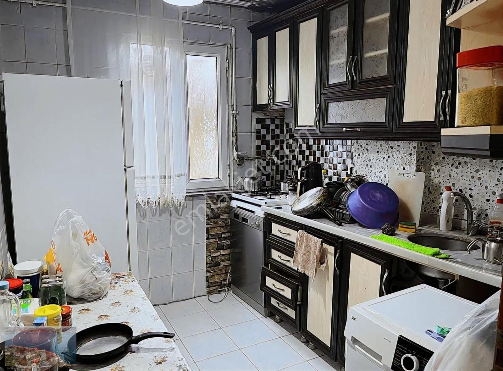 Yunus Emre Mah'de Hisseli Tapulu 2+1 3.kat 90 M2 Satılık Daire - Görsel 10