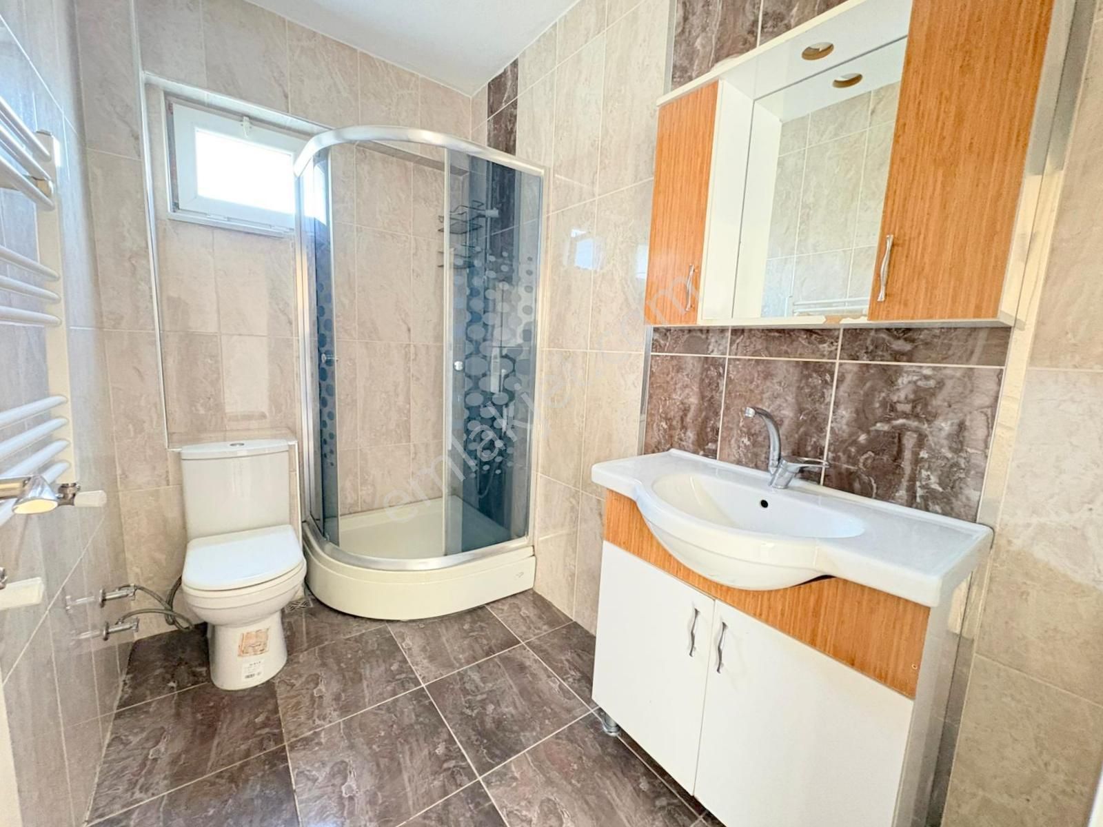 Mertcan'dan Kurtköy Mah.caddeye 1dk İskanlı Ara Kat Balkonlu 2+1 - Görsel 17