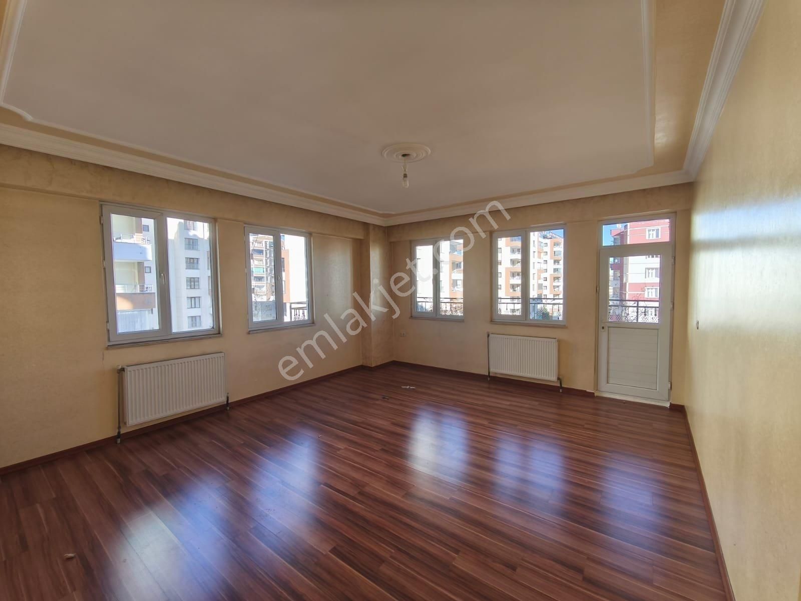Yenihal Dipinde 3+1 Ara Kat Temiz Kiralık Daire - Görsel 12
