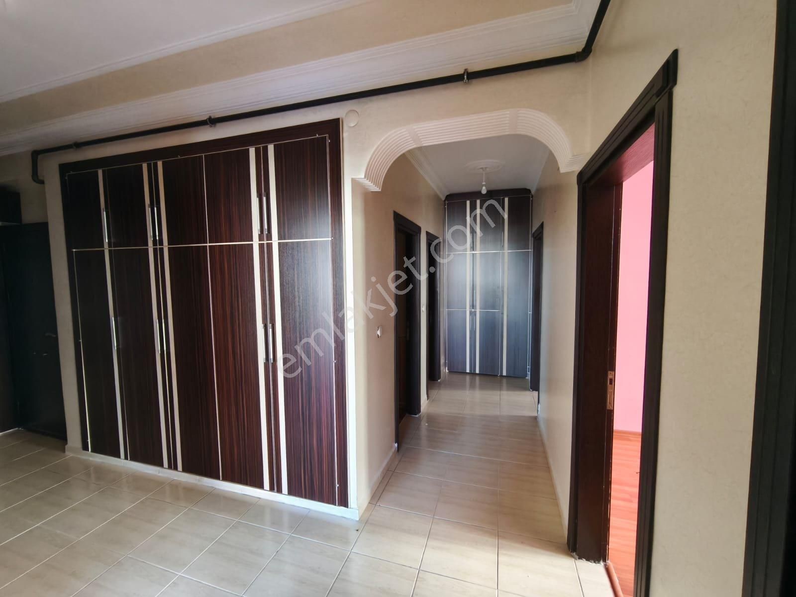 Yenihal Dipinde 3+1 Ara Kat Temiz Kiralık Daire - Görsel 8