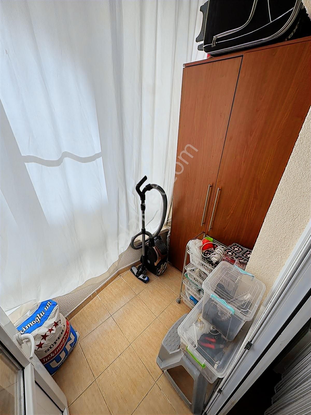 Polat Lıve Emlak'tan Merkezi Lokasyonda Geniş Ve Ferah Daire - Görsel 15