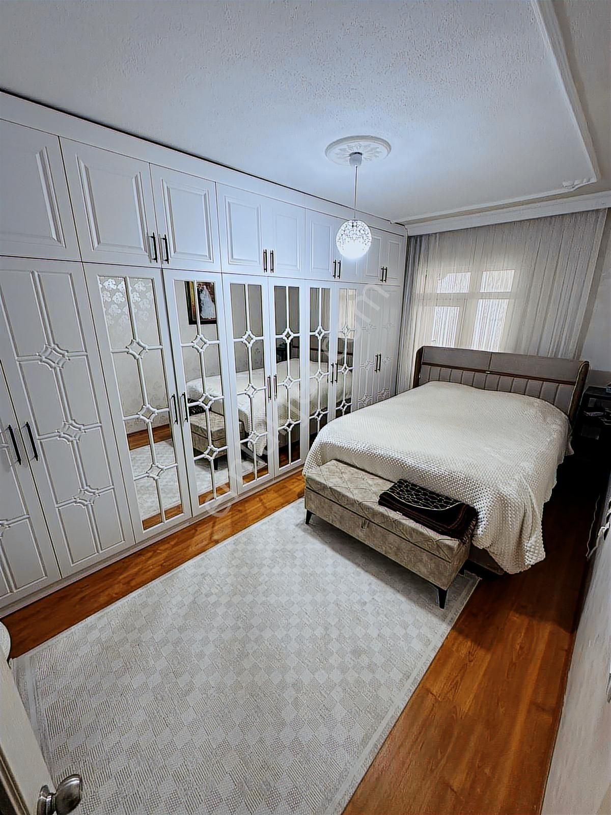 Polat Lıve Emlak'tan Merkezi Lokasyonda Geniş Ve Ferah Daire - Görsel 19