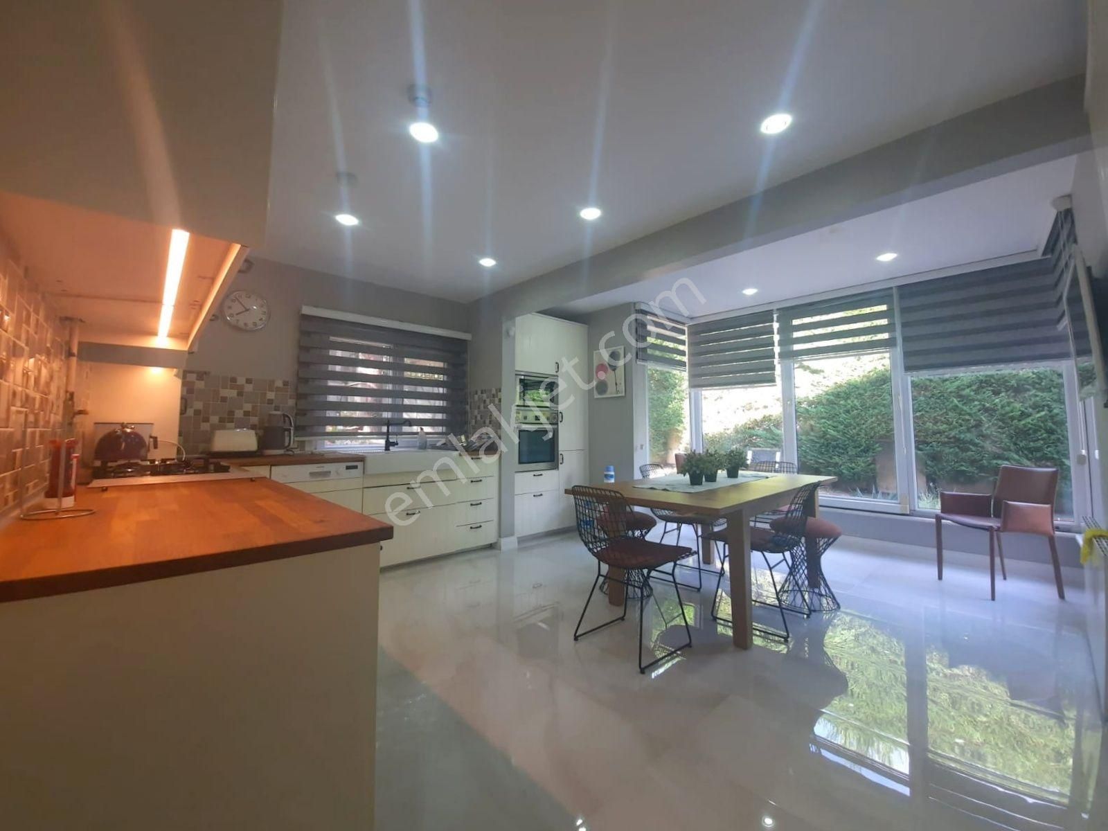 Mertcan'dan Çamlık Mah. Kanada Tipi Müstakil Lüks Villa - Görsel 11