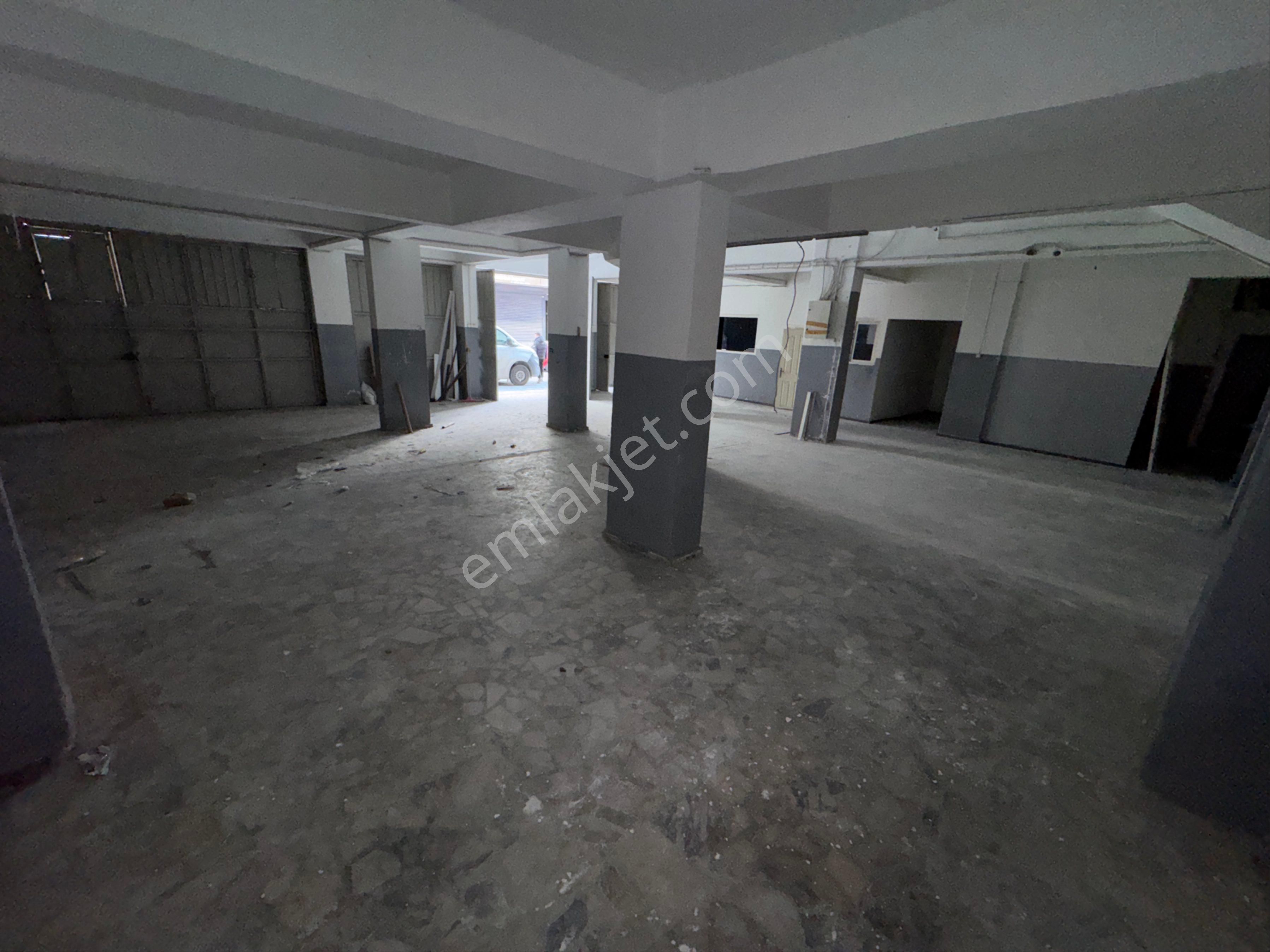 Zafer Yapıdan Kiralık Düz Giriş Dükkan 280m2 Uğurmumcu Mahde - Görsel 15