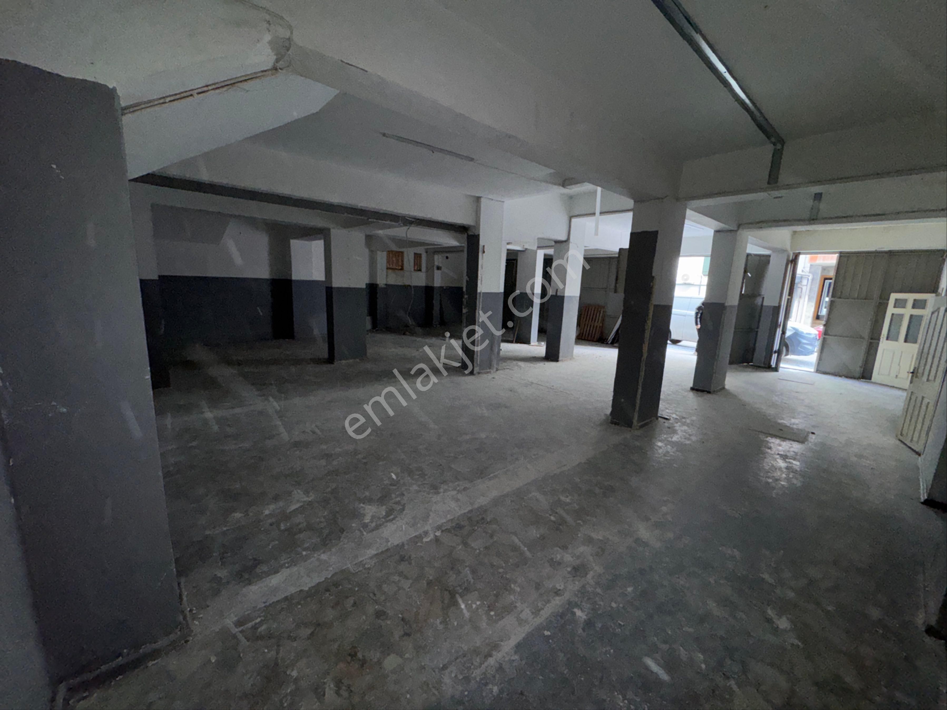 Zafer Yapıdan Kiralık Düz Giriş Dükkan 280m2 Uğurmumcu Mahde - Görsel 9