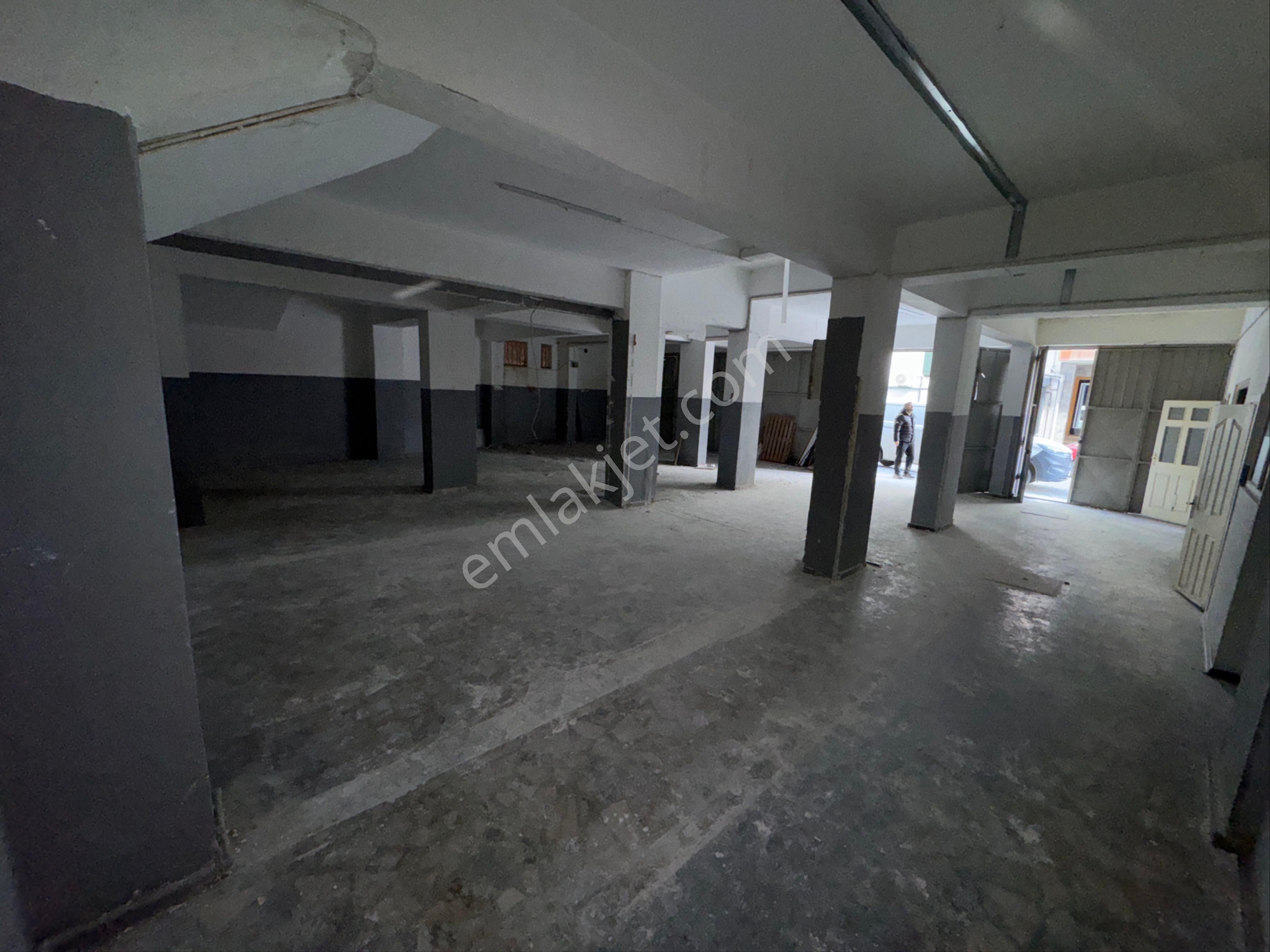 Zafer Yapıdan Kiralık Düz Giriş Dükkan 280m2 Uğurmumcu Mahde - Görsel 2