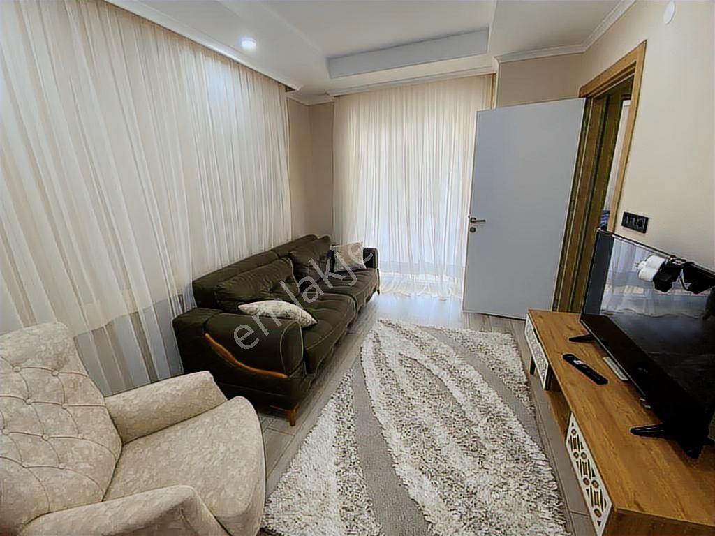 Merkezı Konumda Full Eşyalı 1+1 Daıre - Görsel 13