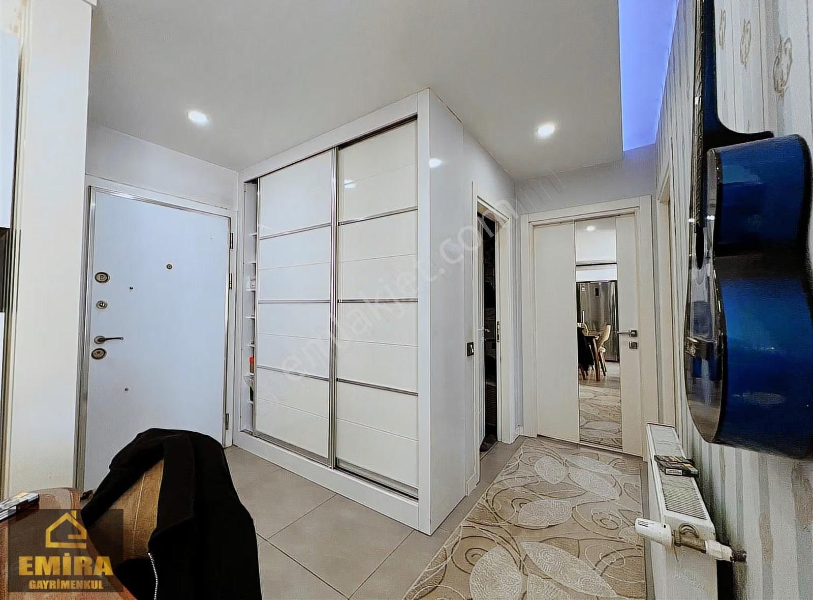 2+1 Açık Mutfak Çift Banyolu Cam Balkonlu Satılık Daire - Görsel 4