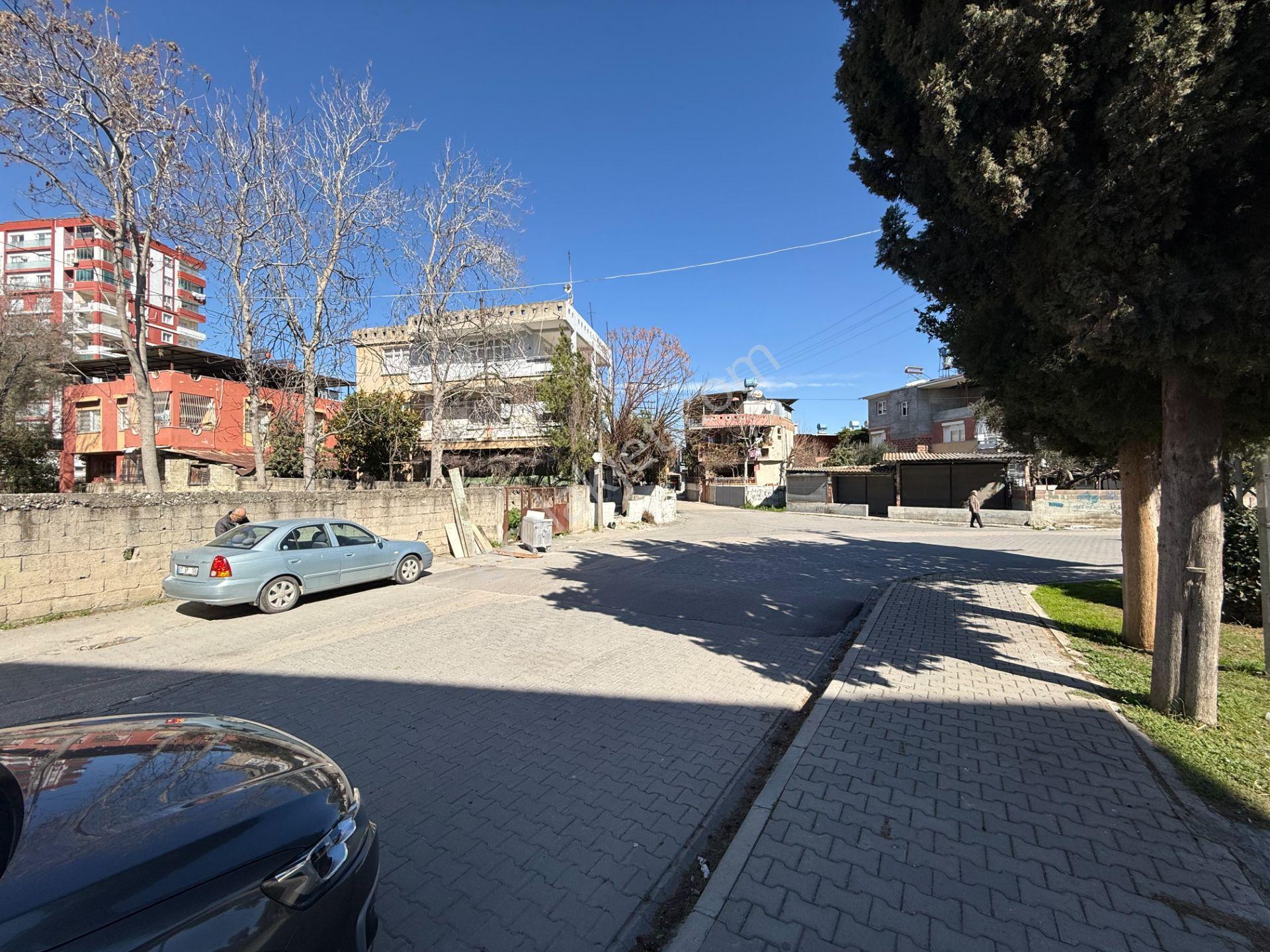 Karataş Bulvarına Yakın 895 M2 Etrafı Çevrili Satılık İmarlı Arsa - Görsel 6