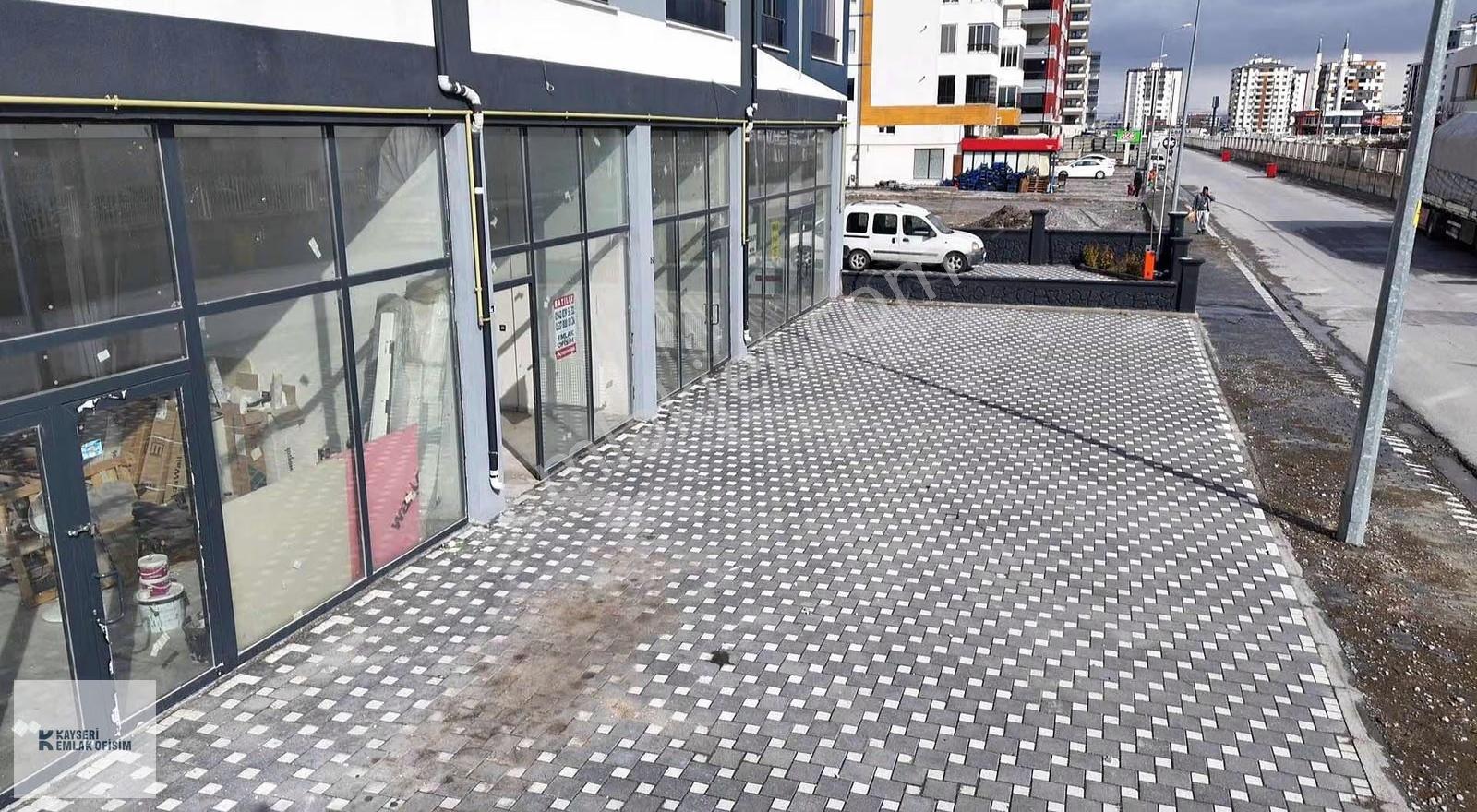 Şehir Hastanesi Yanında 35 M2 Satılık Sıfır Dükkan - Görsel 2