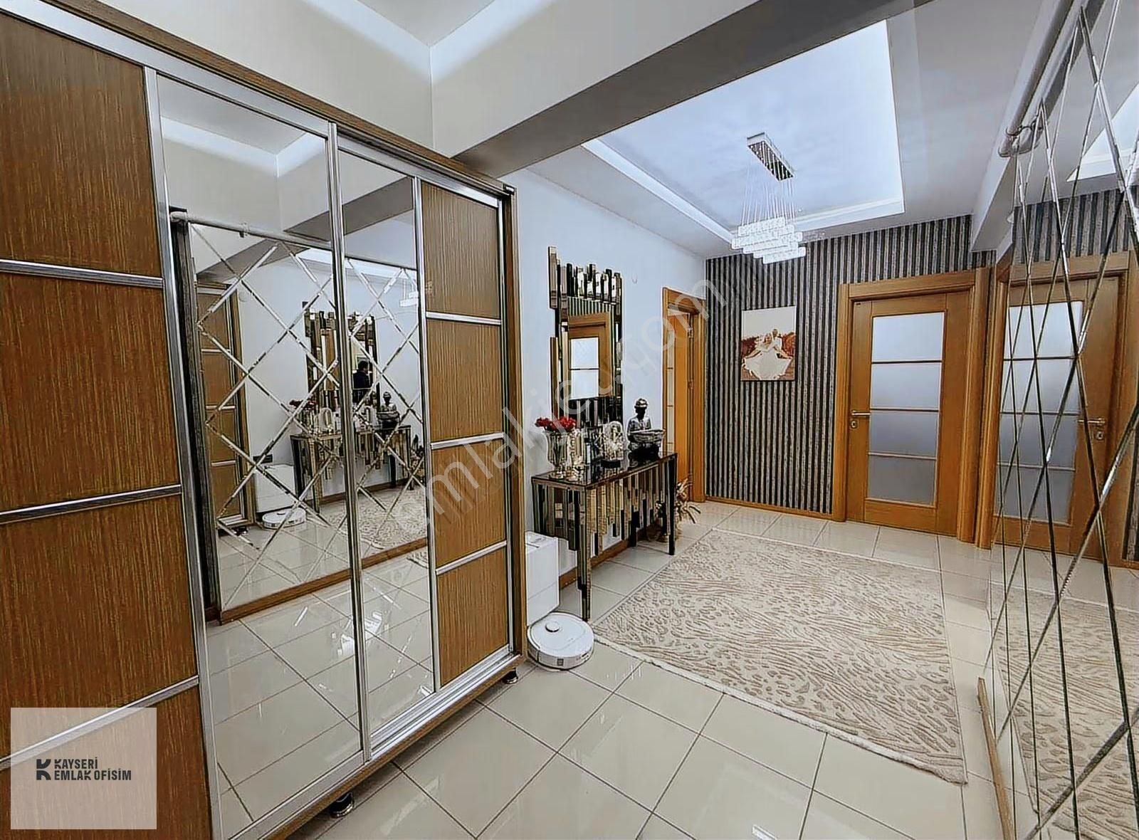 Gülük Mah. Düvenönü Yanı 3+1 135 M2 Net Satılık Daire - Görsel 16