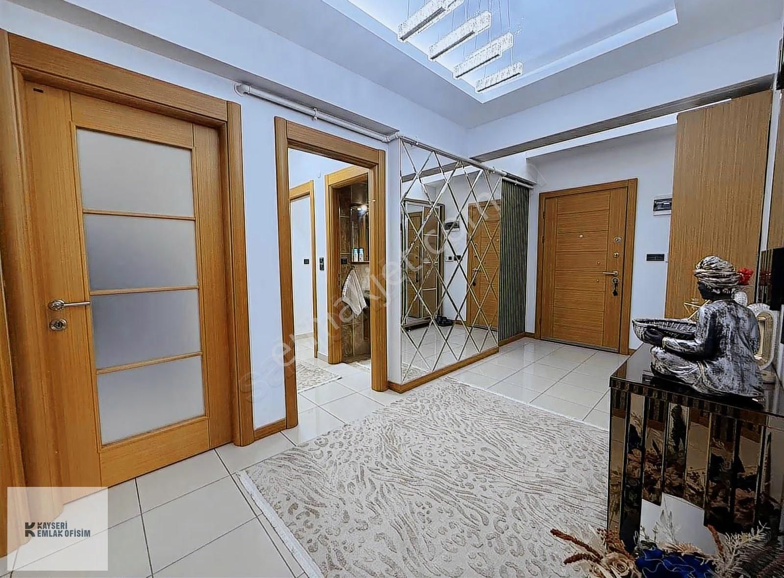 Gülük Mah. Düvenönü Yanı 3+1 135 M2 Net Satılık Daire - Görsel 15