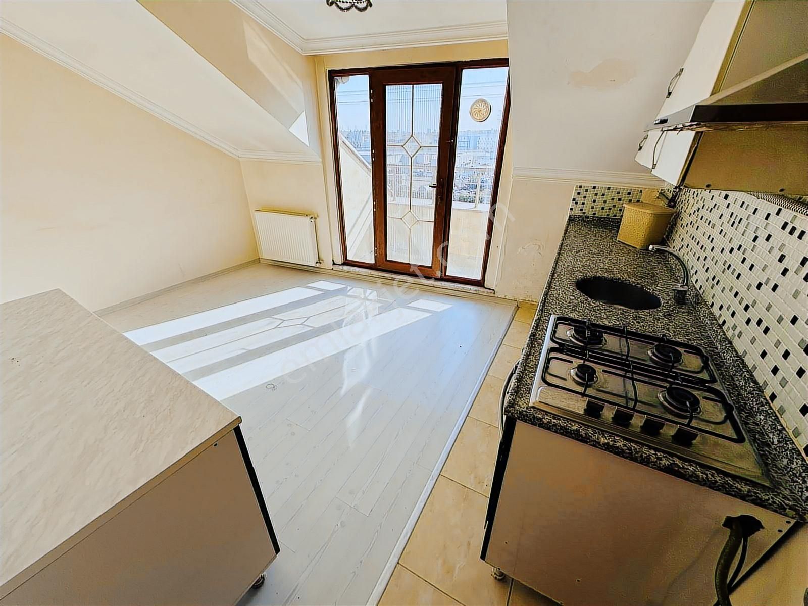 Home'dan Sultançiftliği Mah'de Kiralık 90m 2+1 Çatı Katı Daire.. - Görsel 19