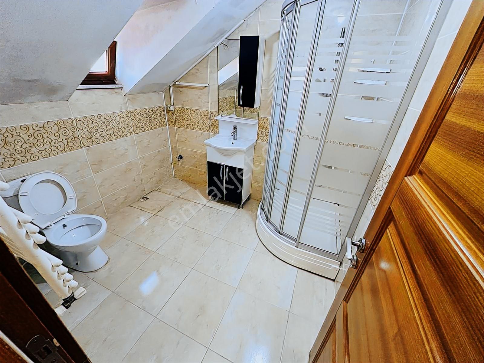 Home'dan Sultançiftliği Mah'de Kiralık 90m 2+1 Çatı Katı Daire.. - Görsel 18