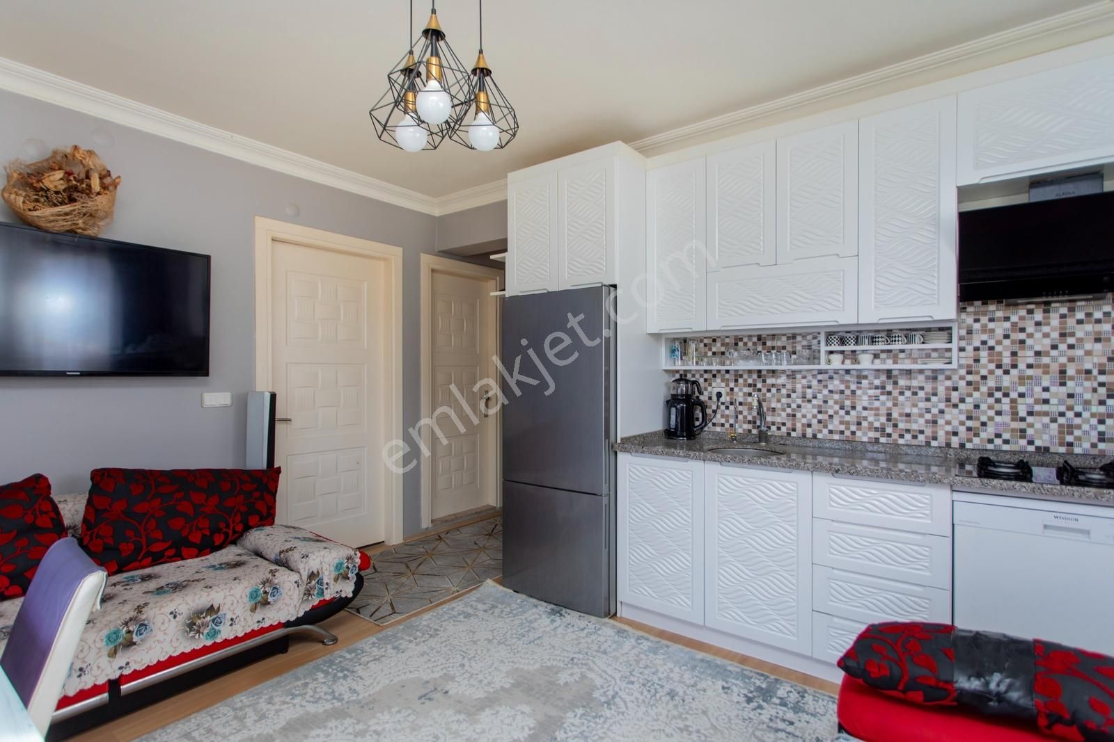 Yenifoça'da Satılık 2+1 Ara Kat Daire - Görsel 18