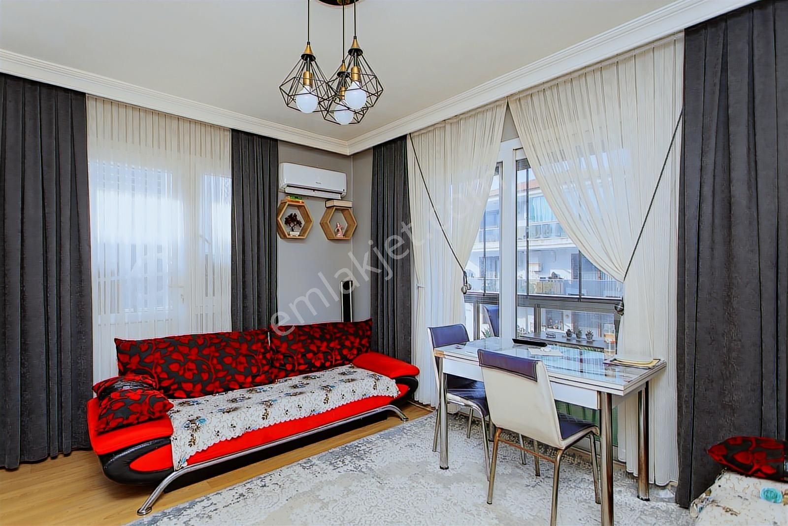 Yenifoça'da Satılık 2+1 Ara Kat Daire - Görsel 21