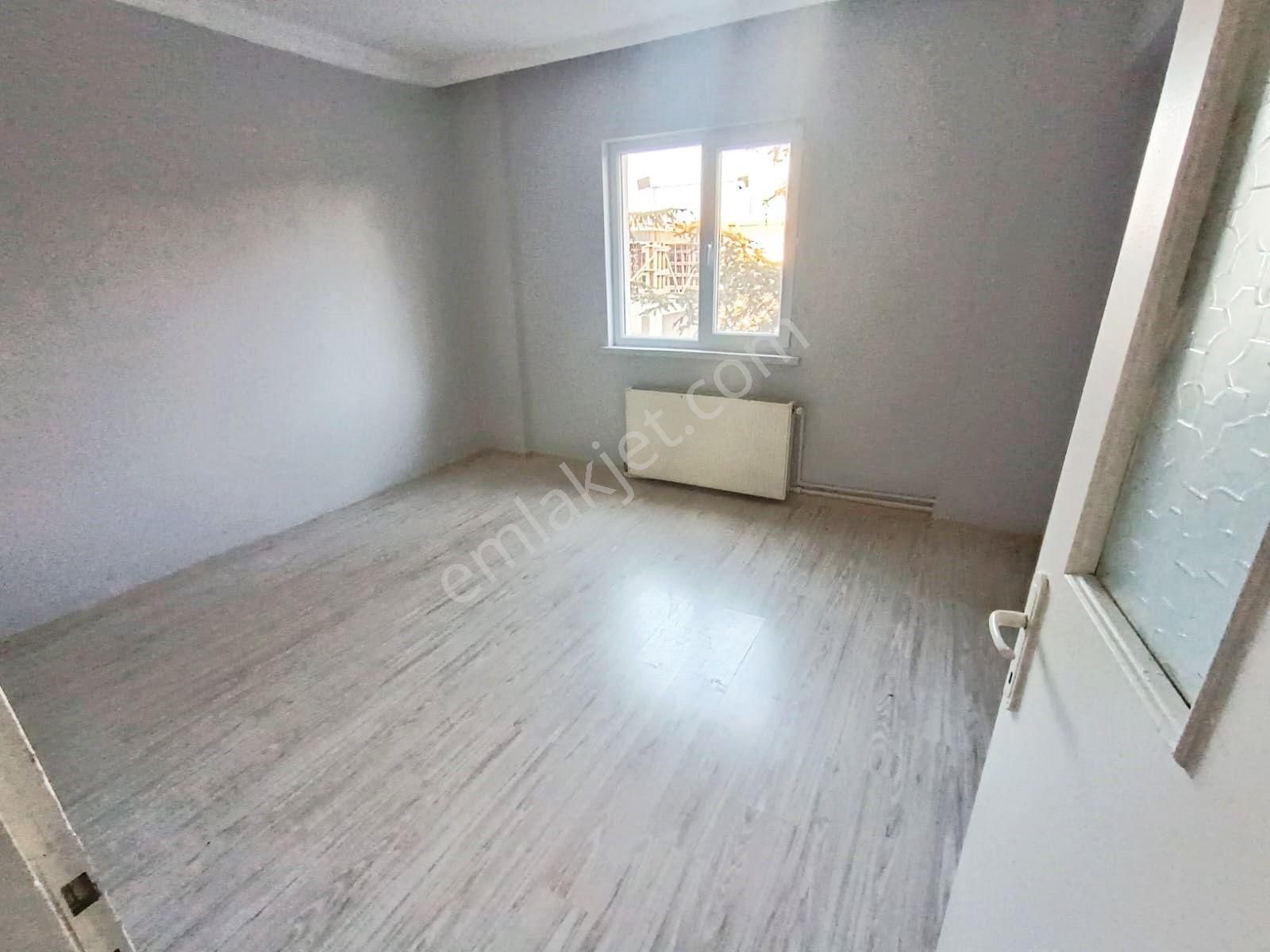 Sincan Selçukluda 3+1 Ara Kat Ön Cephe 120m2 Çift Balkonlu Daire - Görsel 20