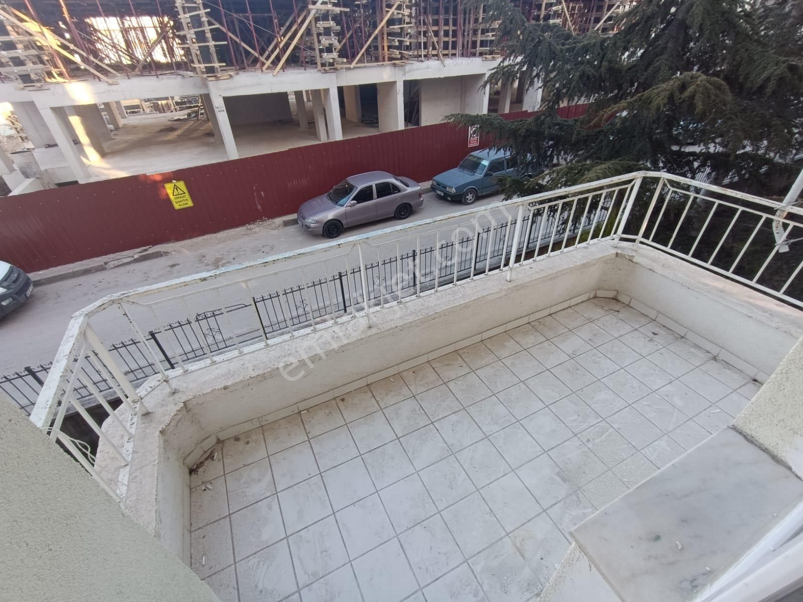 Sincan Selçukluda 3+1 Ara Kat Ön Cephe 120m2 Çift Balkonlu Daire - Görsel 35
