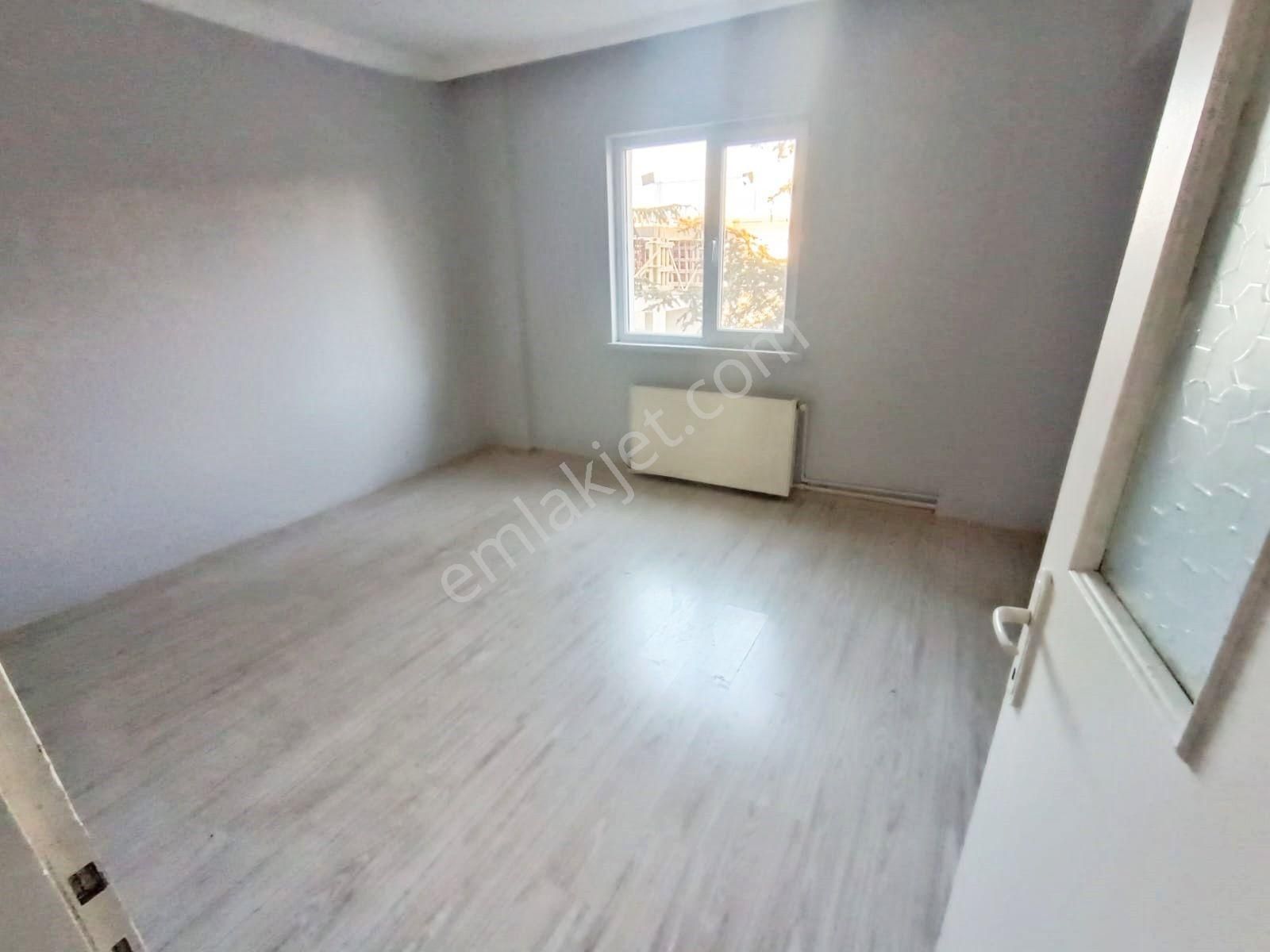 Sincan Selçukluda 3+1 Ara Kat Ön Cephe 120m2 Çift Balkonlu Daire - Görsel 19